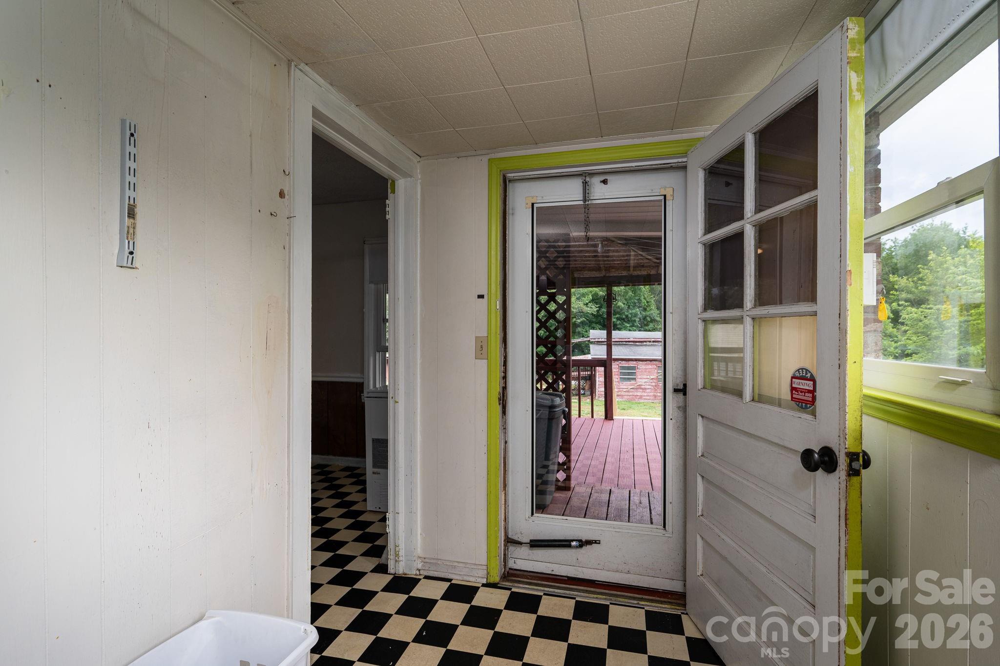 943 Stony Point Road — Kings Mountain