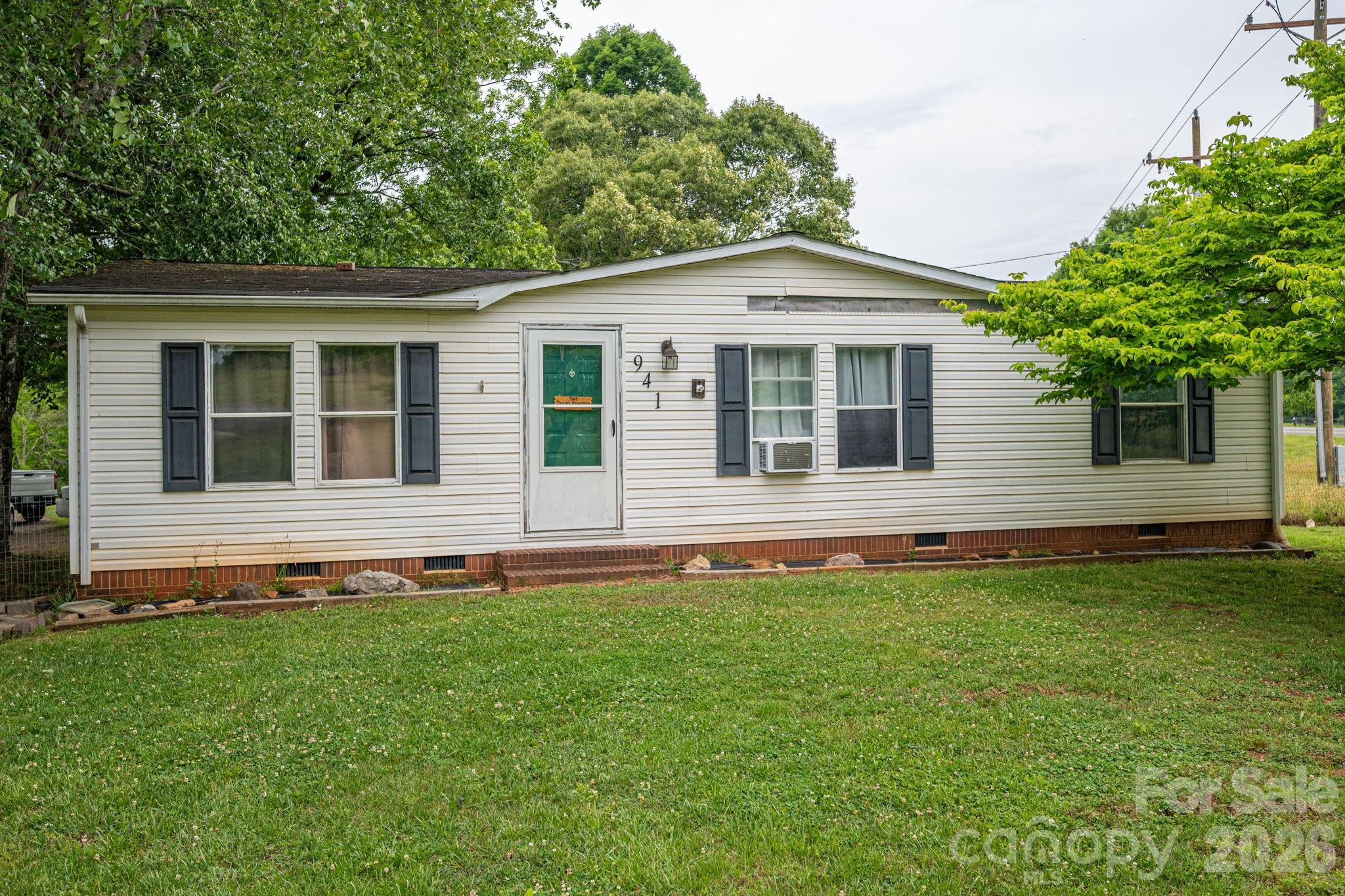943 Stony Point Road — Kings Mountain