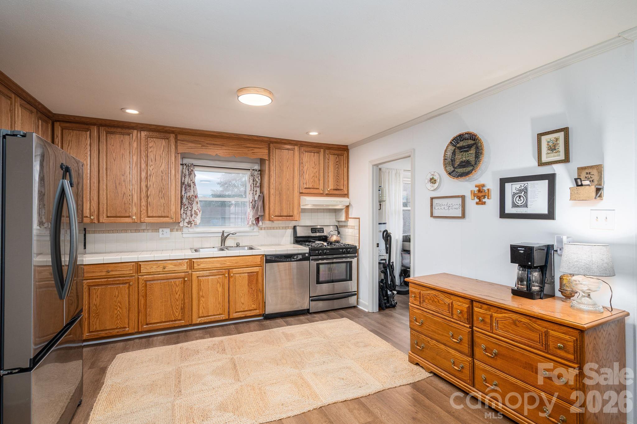 4012 Allison Street — Hickory