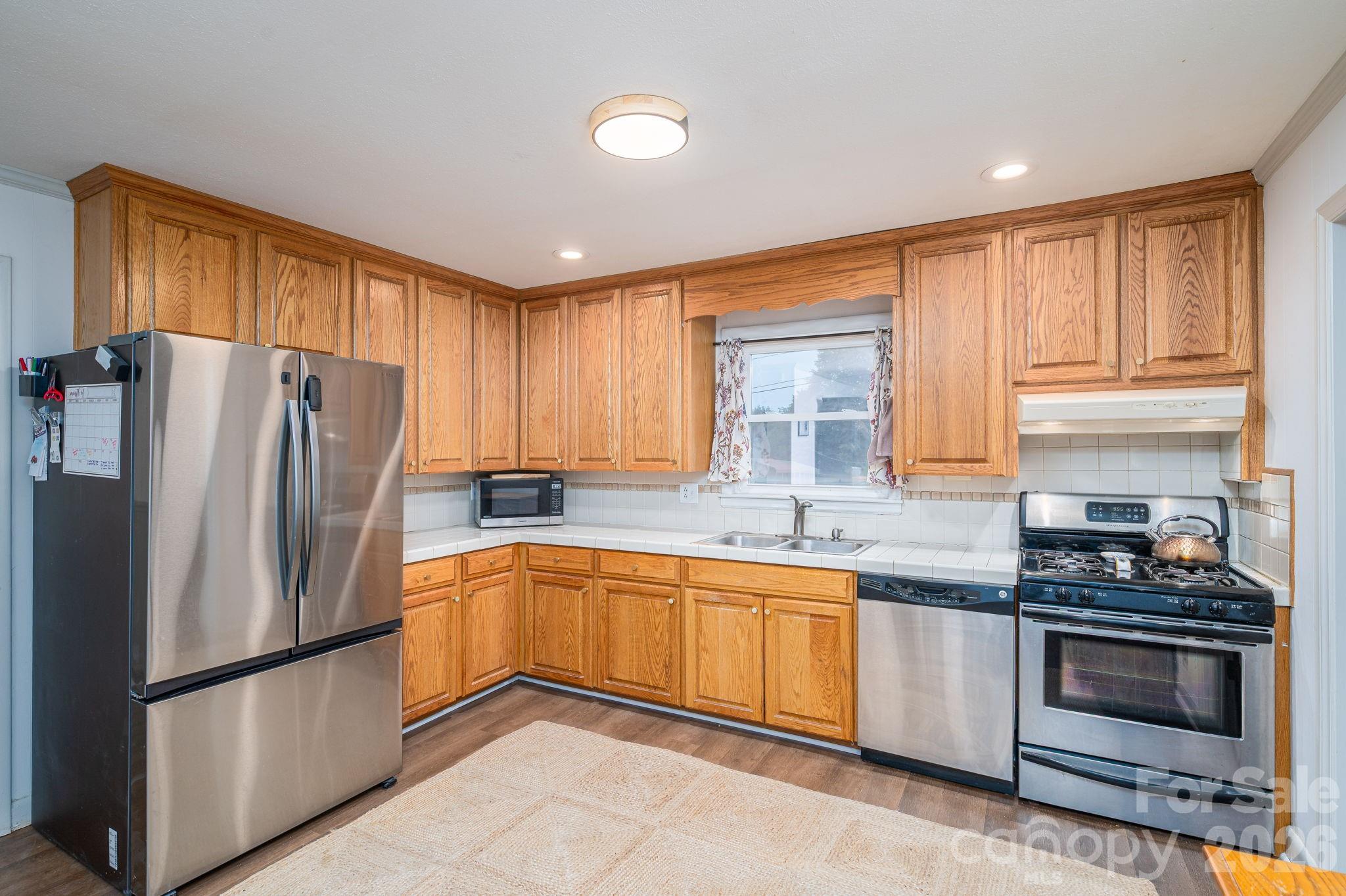 4012 Allison Street — Hickory
