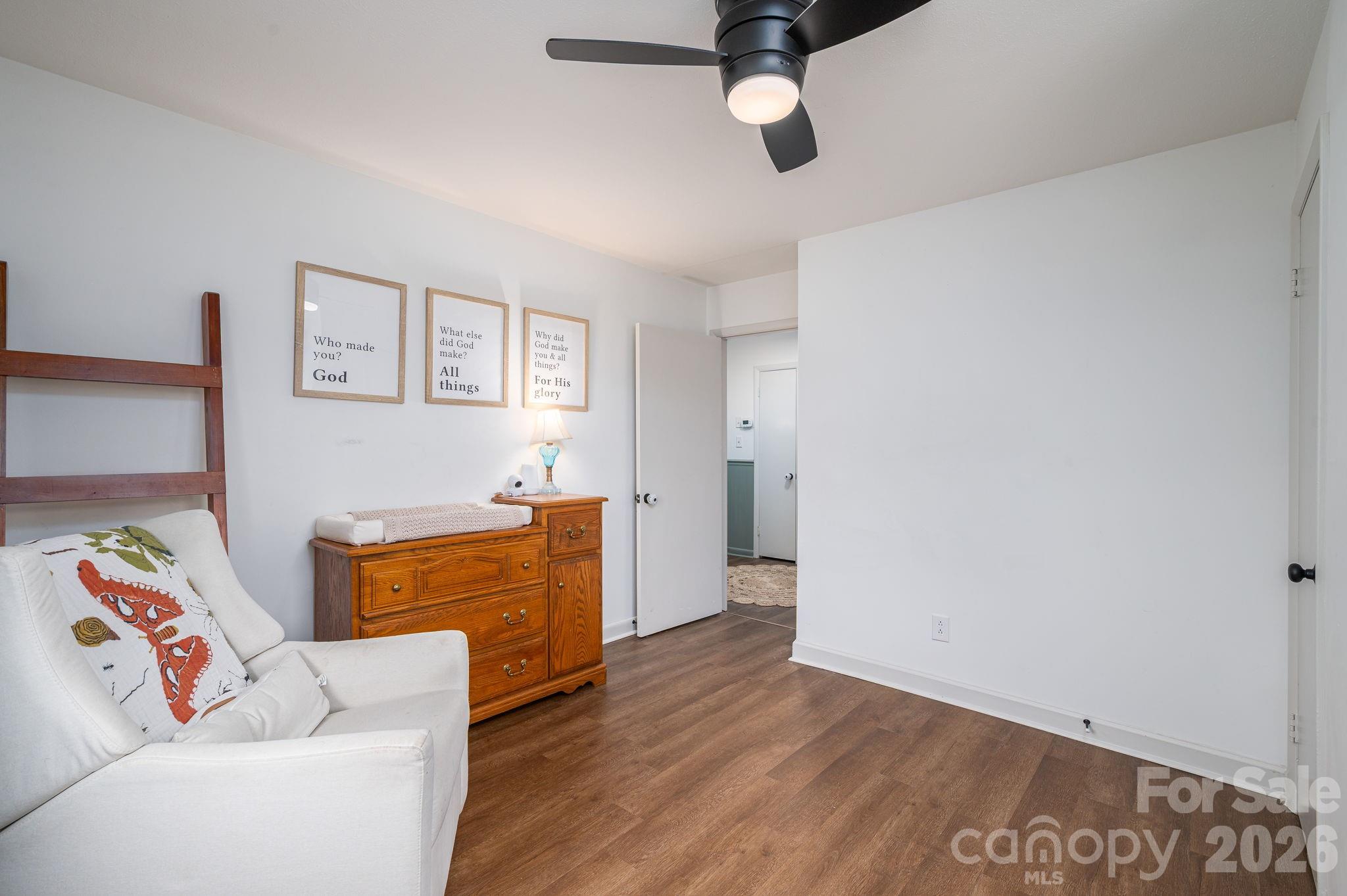4012 Allison Street — Hickory