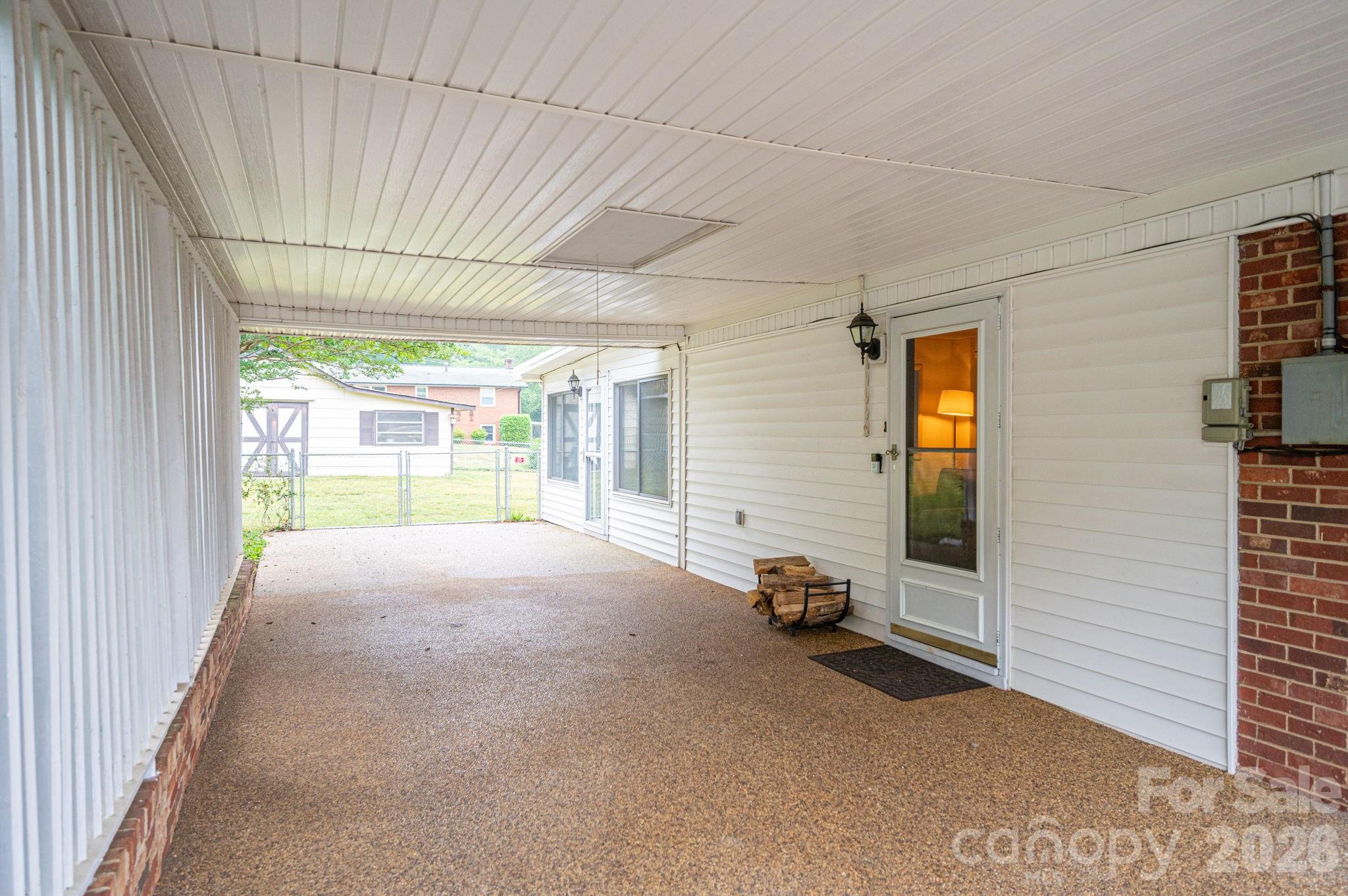 4012 Allison Street — Hickory