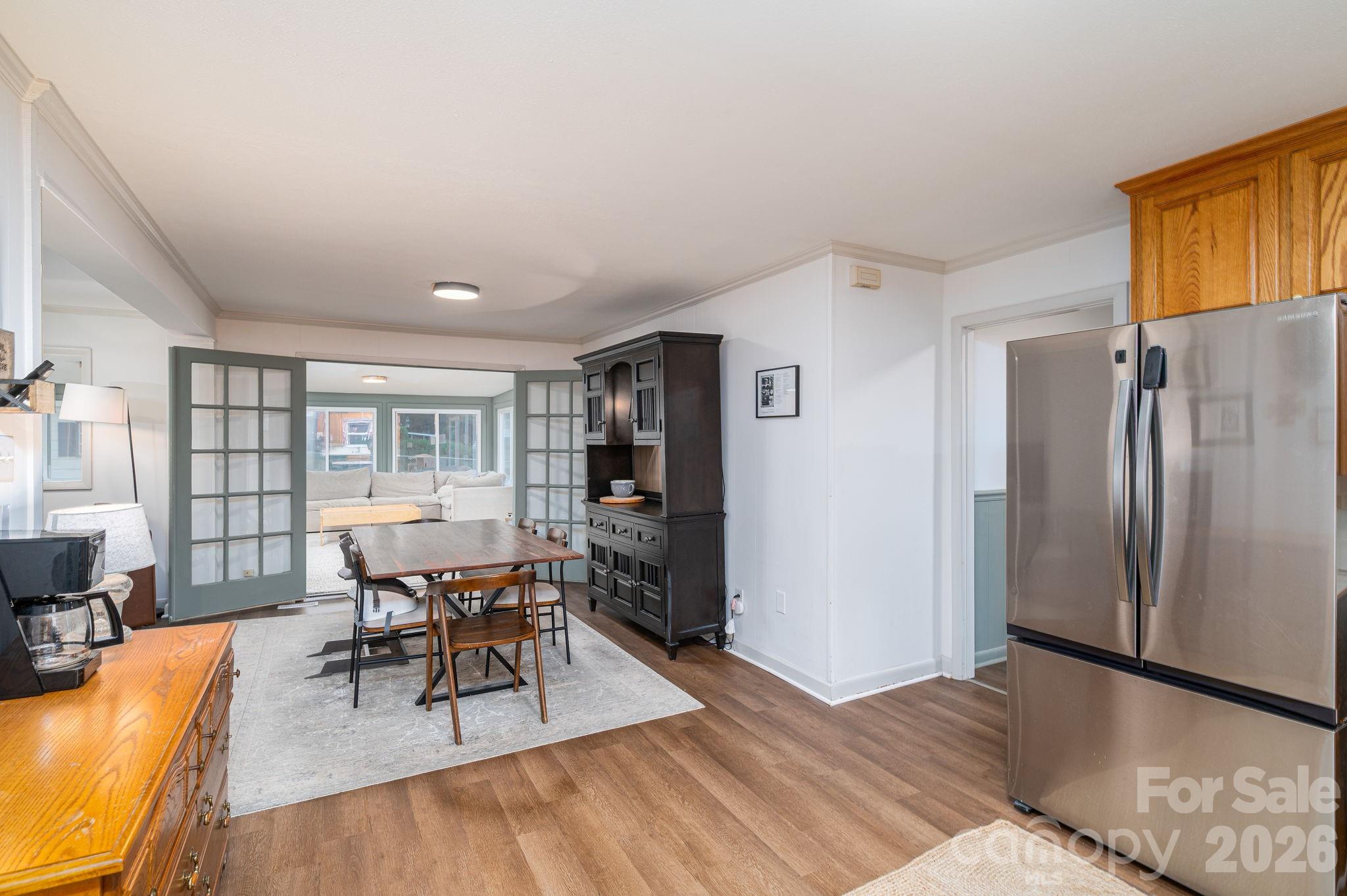 4012 Allison Street — Hickory