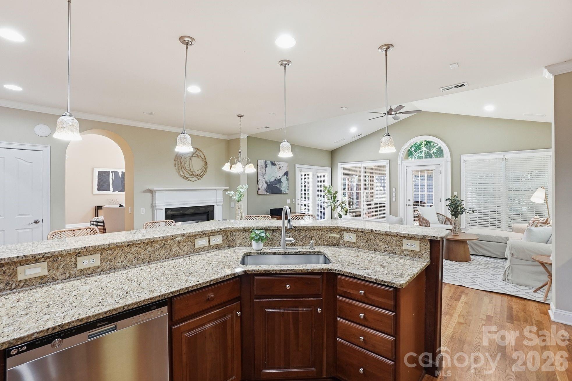 11649 James Richard Drive — Charlotte