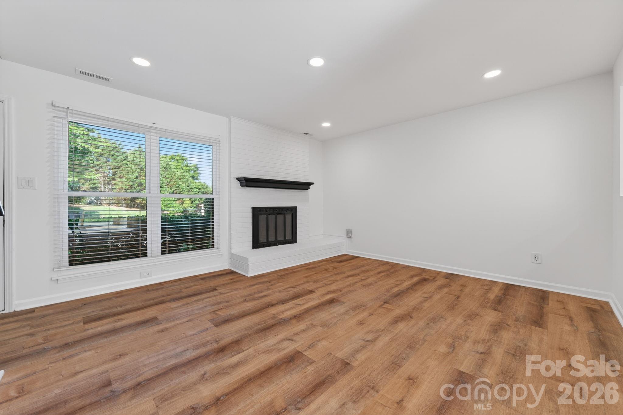 11017 Carmel Crossing Road — Charlotte