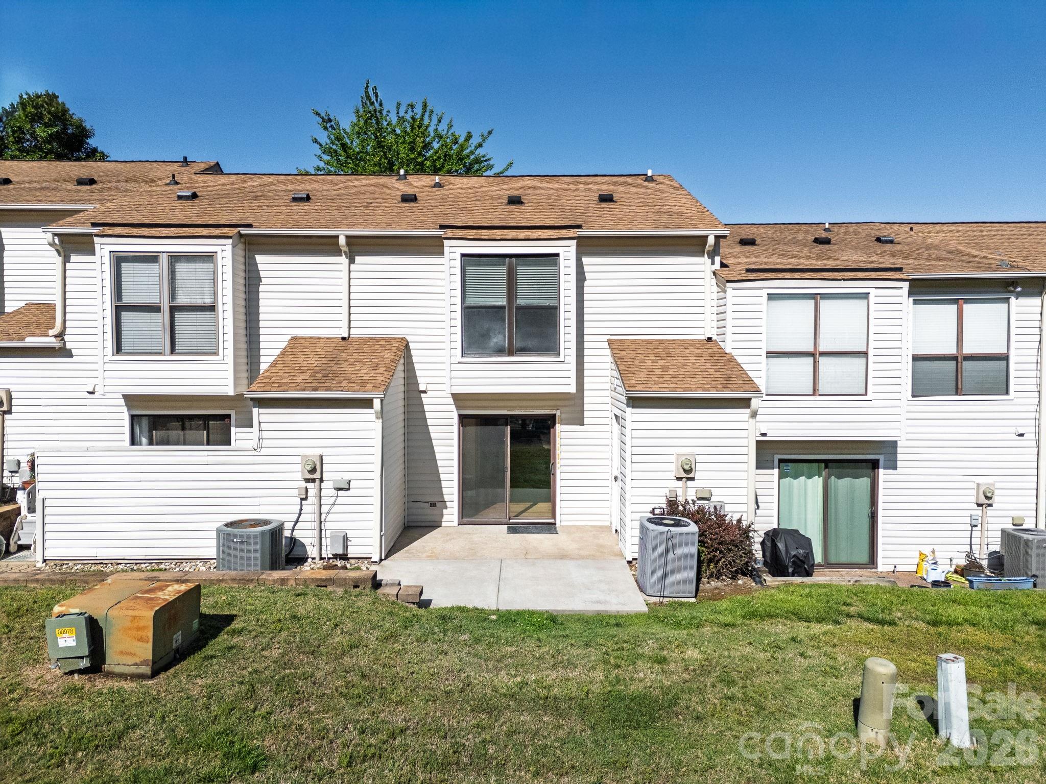 11017 Carmel Crossing Road — Charlotte