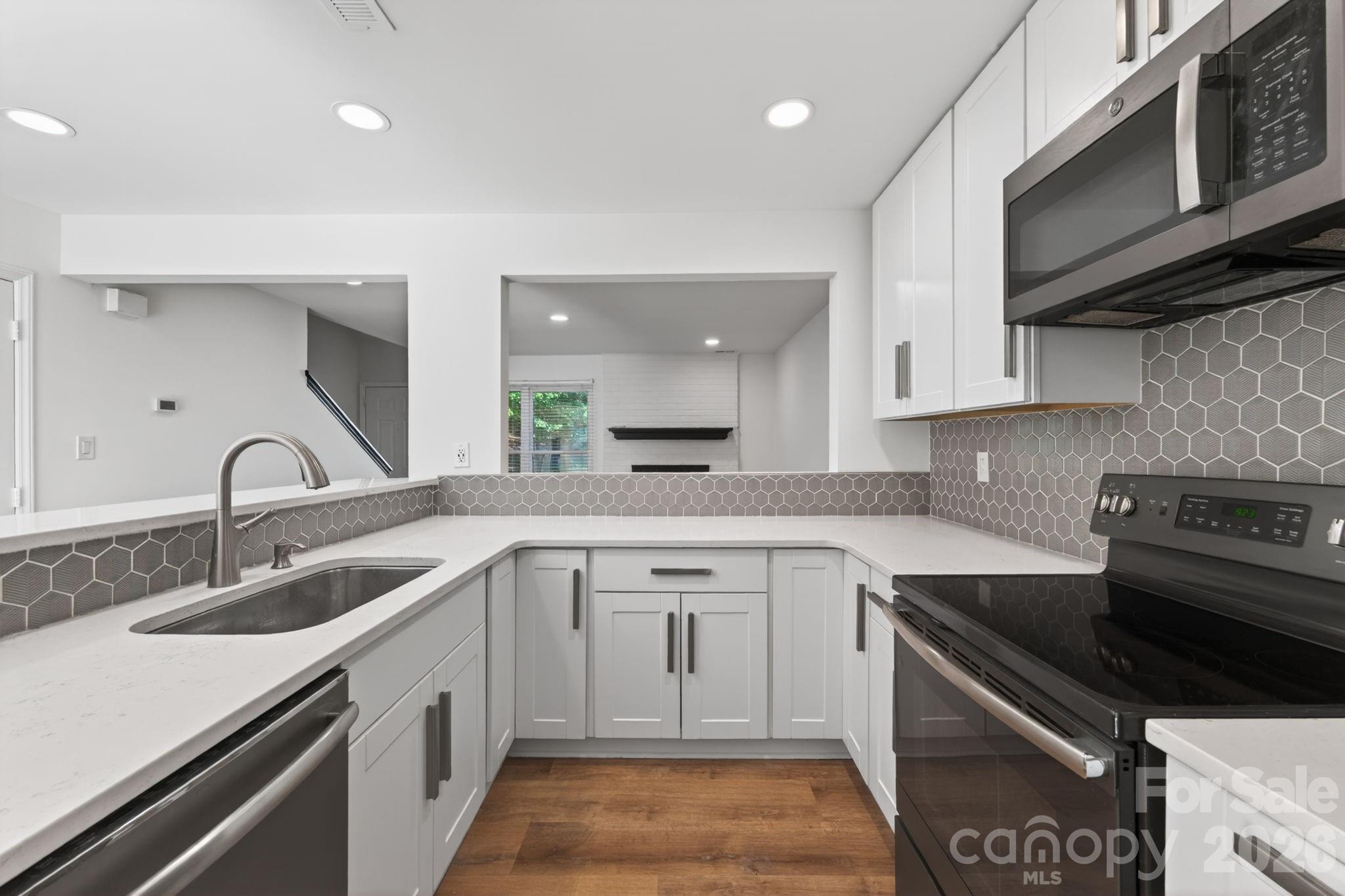11017 Carmel Crossing Road — Charlotte