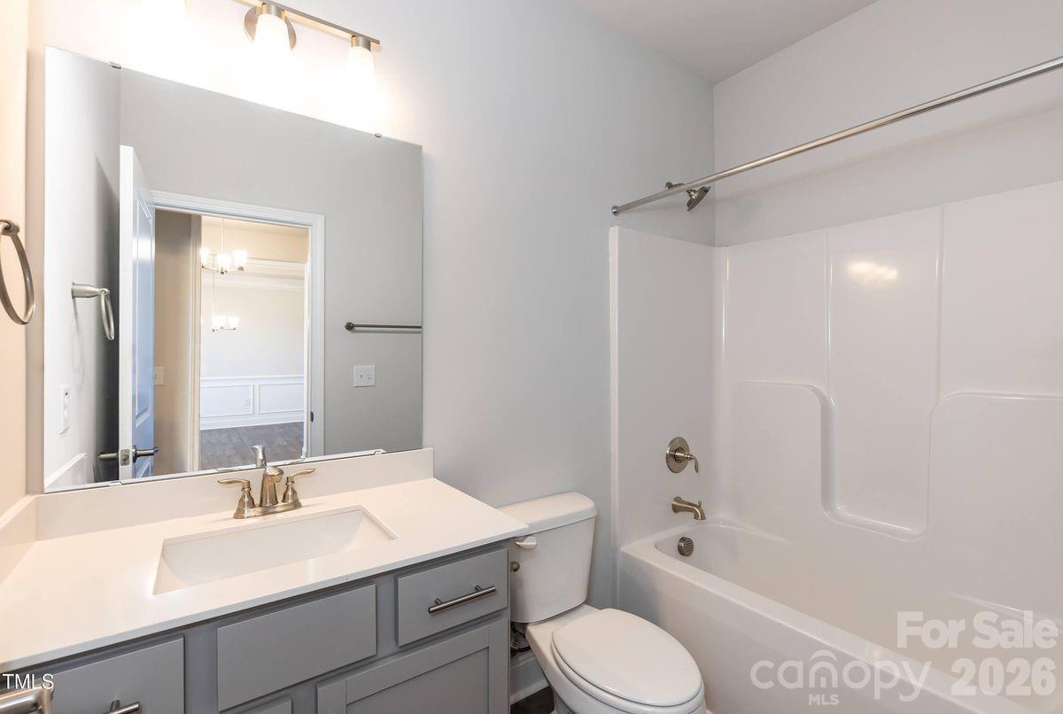 5130 Colchester Court #54 — Catawba