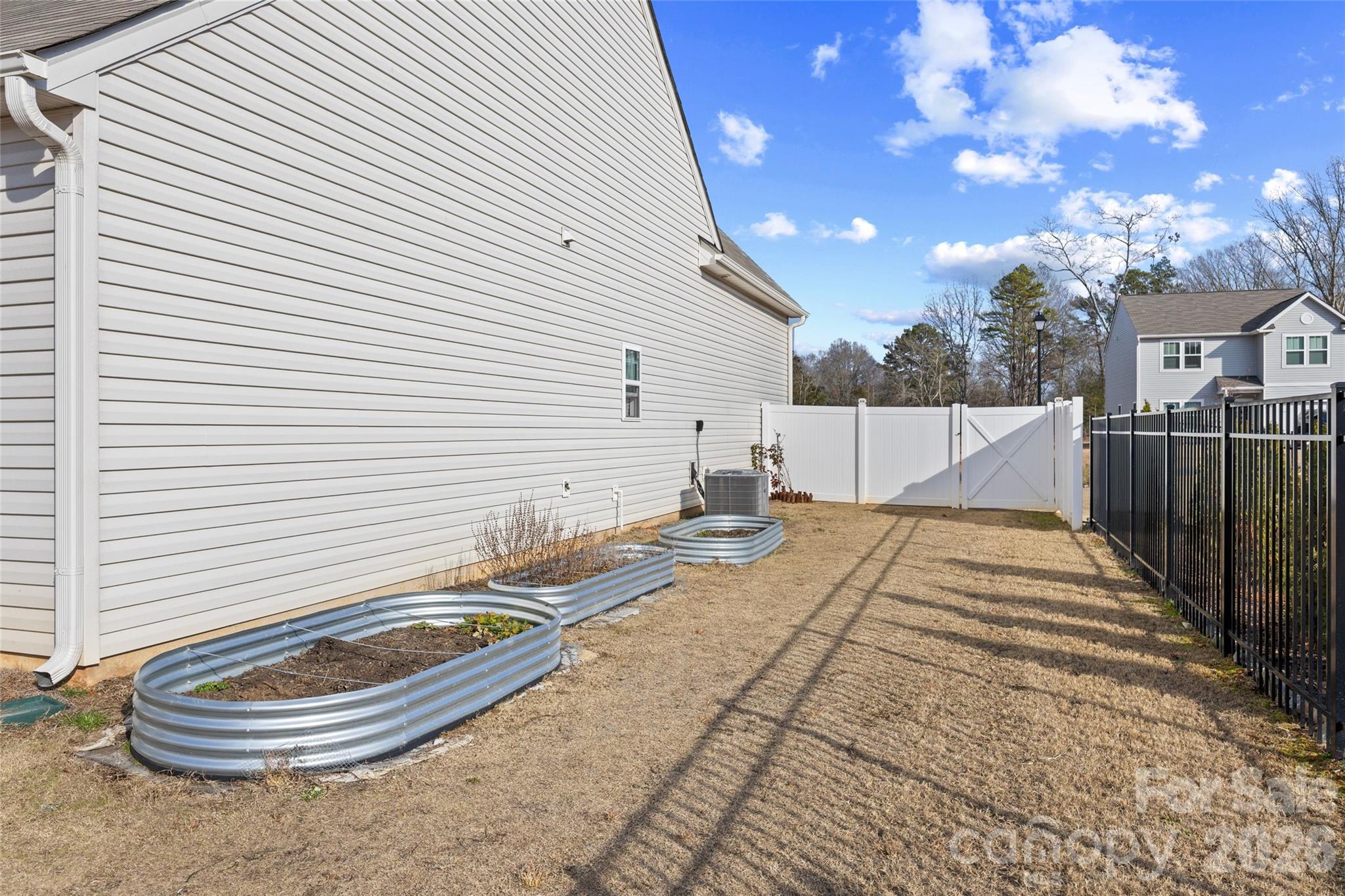 2502 Waverly Drive — Monroe