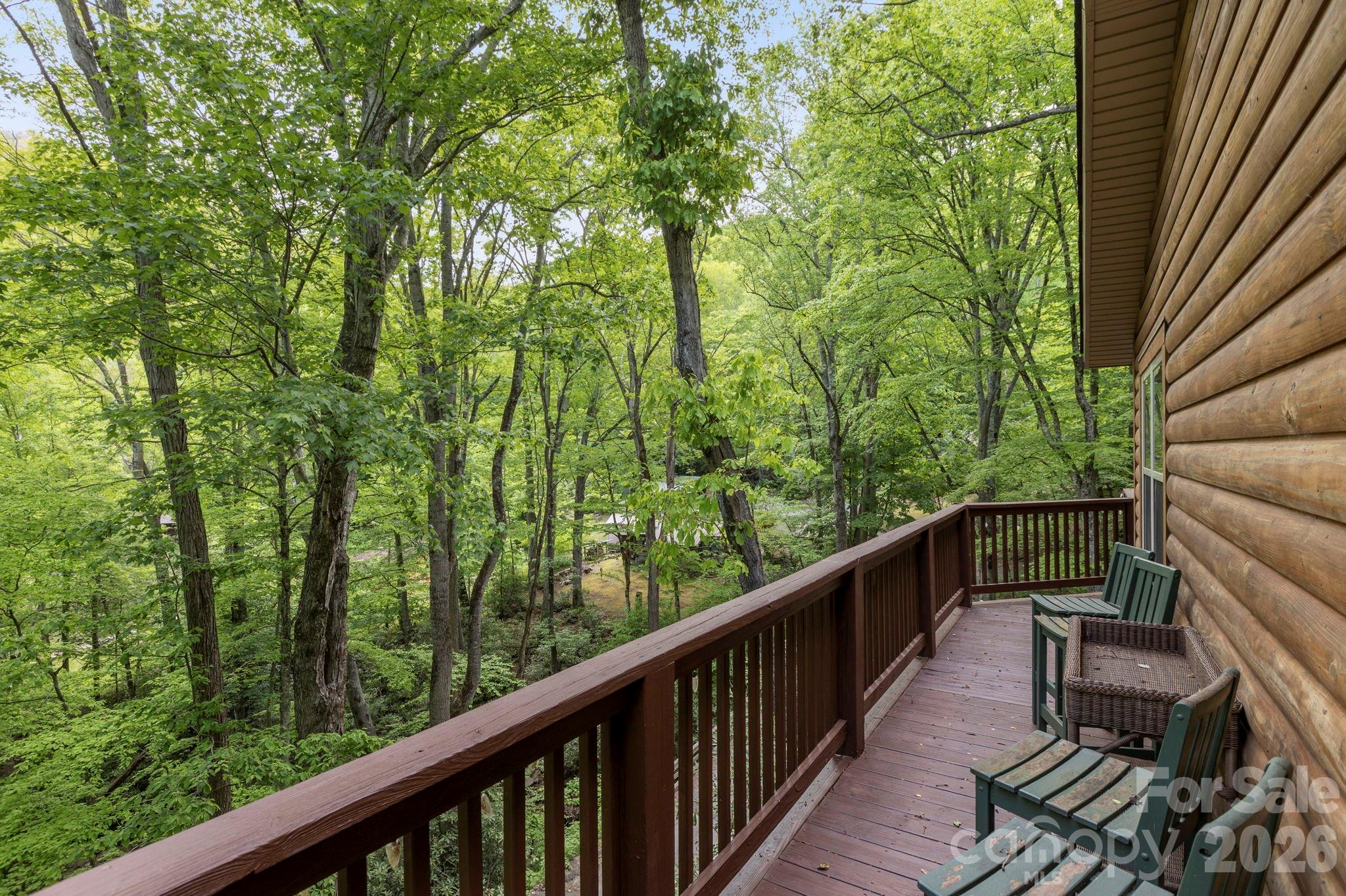 500 Winter Star Road — Burnsville