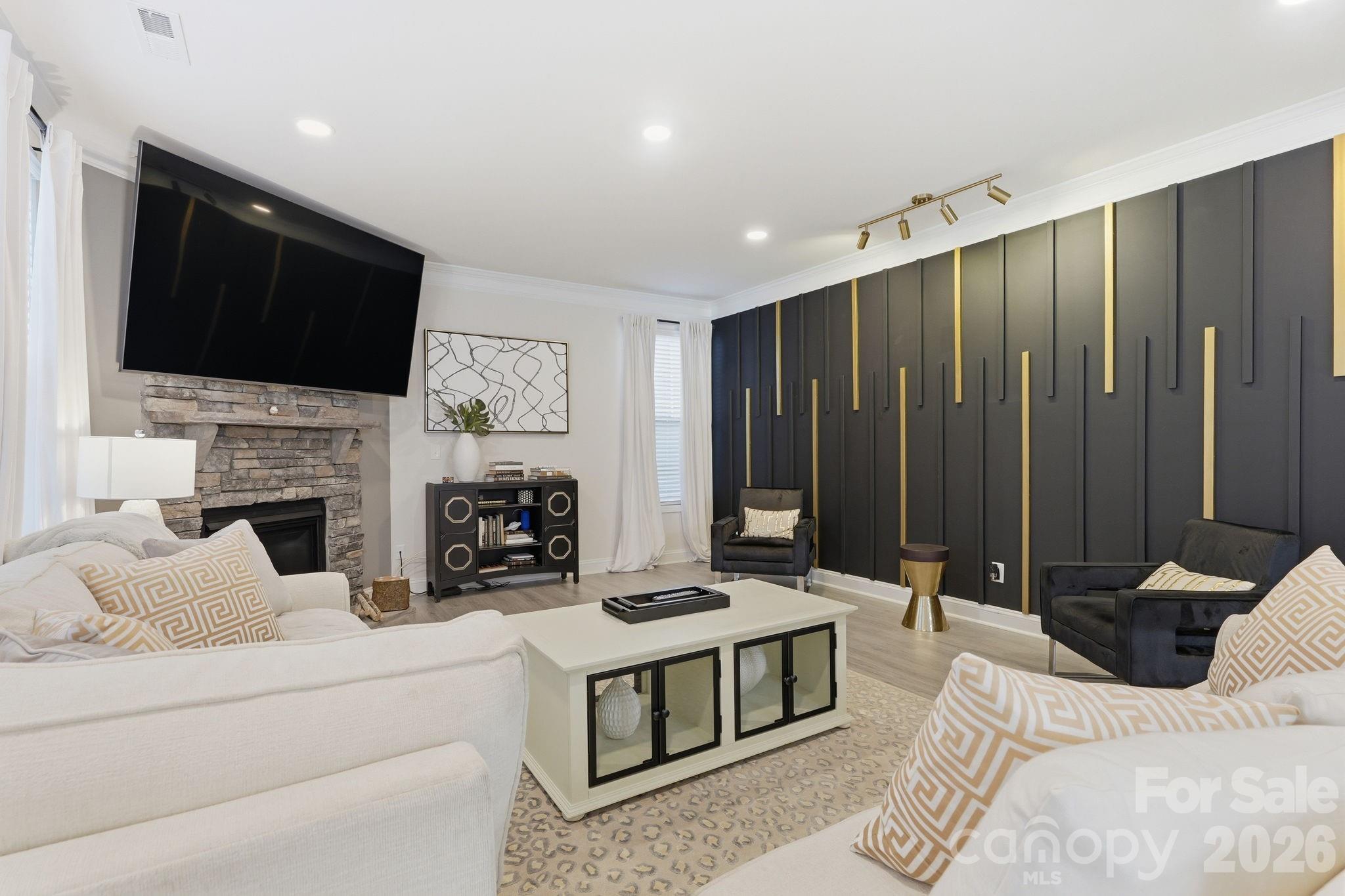 108 W Northstone Road — Mooresville
