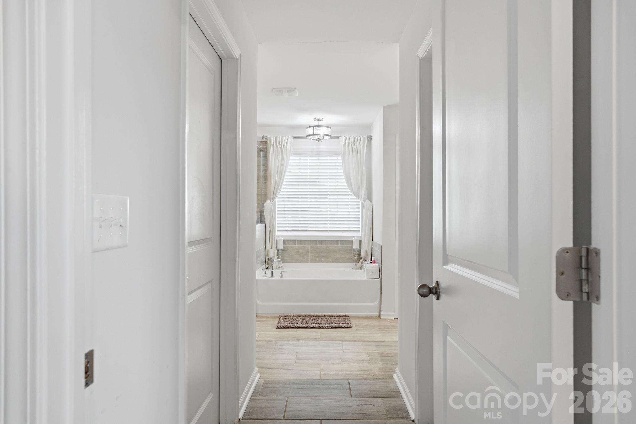108 W Northstone Road — Mooresville
