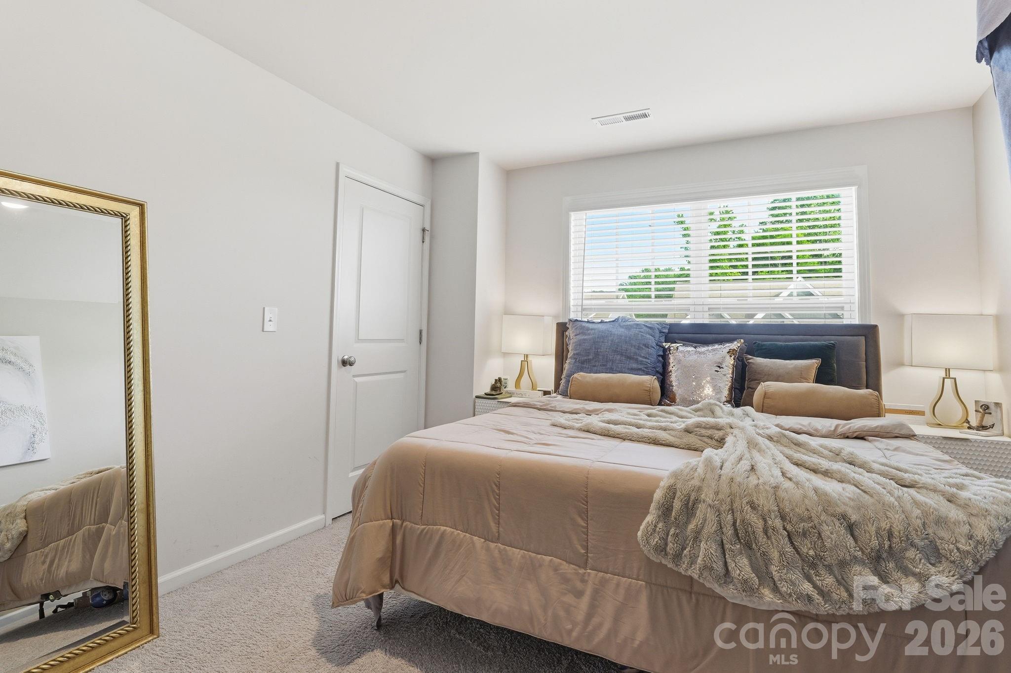108 W Northstone Road — Mooresville