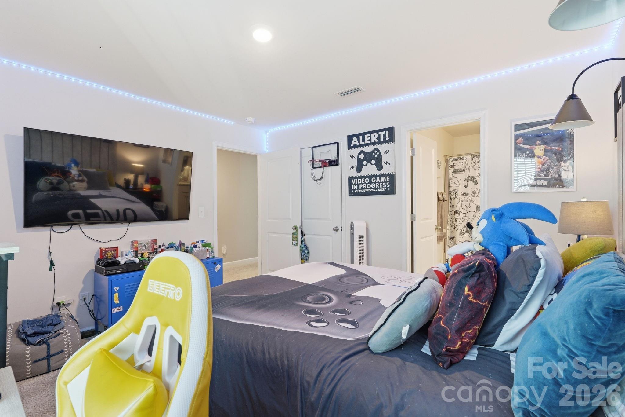 108 W Northstone Road — Mooresville
