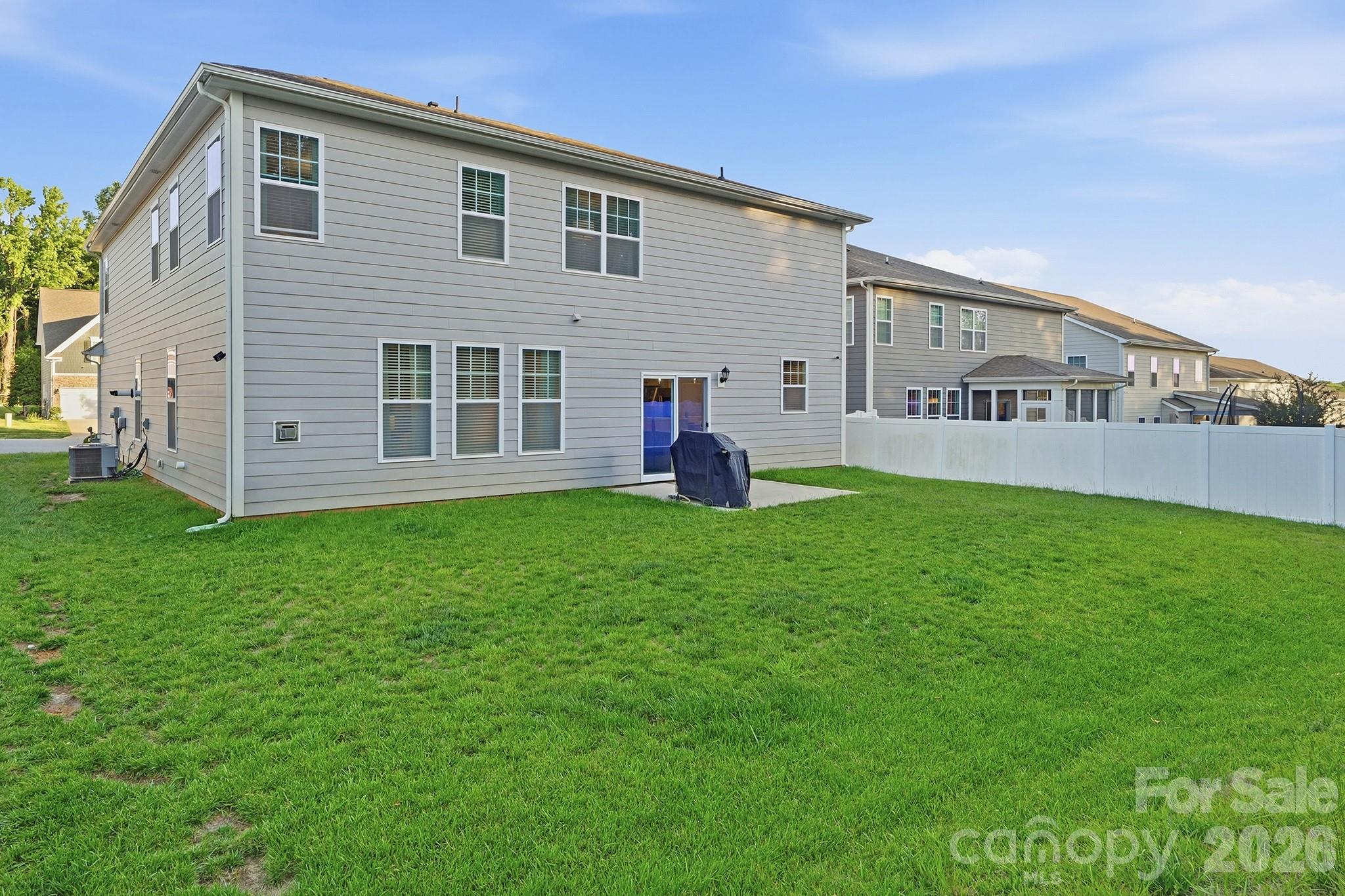 108 W Northstone Road — Mooresville