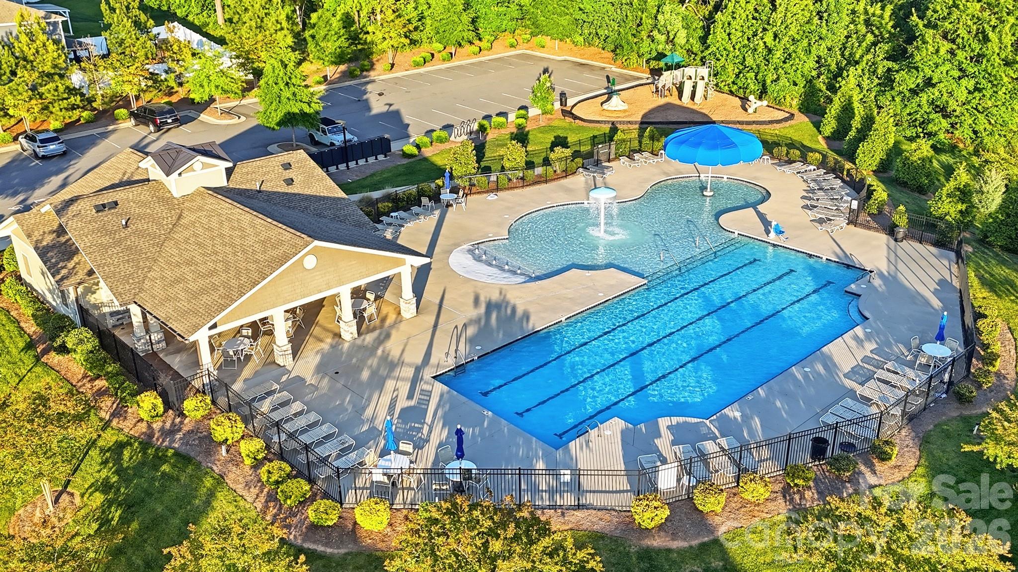 108 W Northstone Road — Mooresville