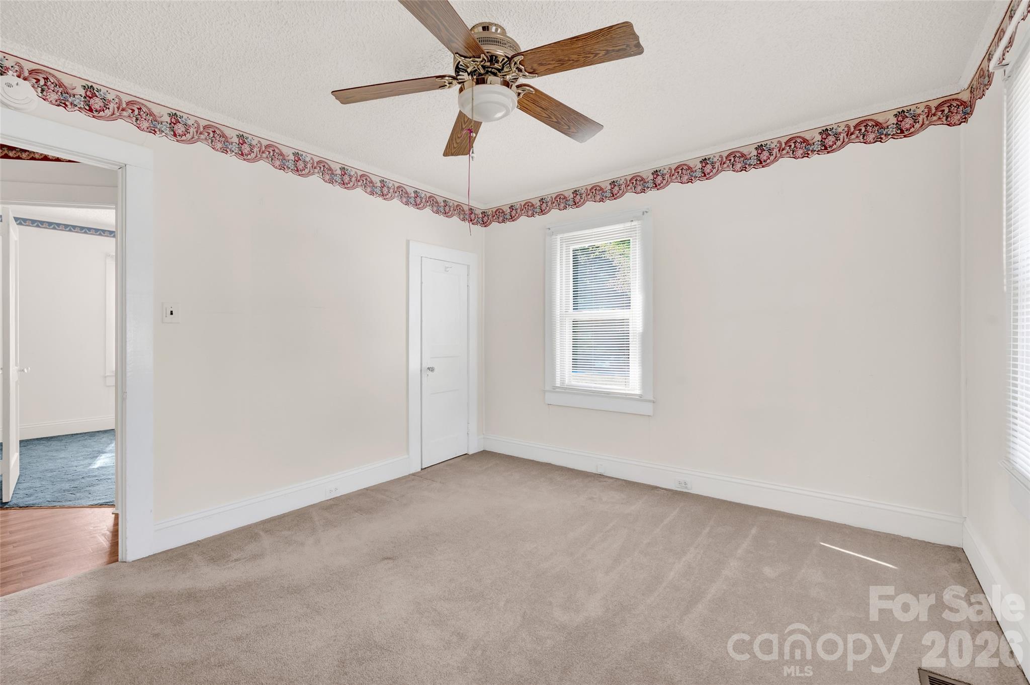 320 Cook Street — Mooresville