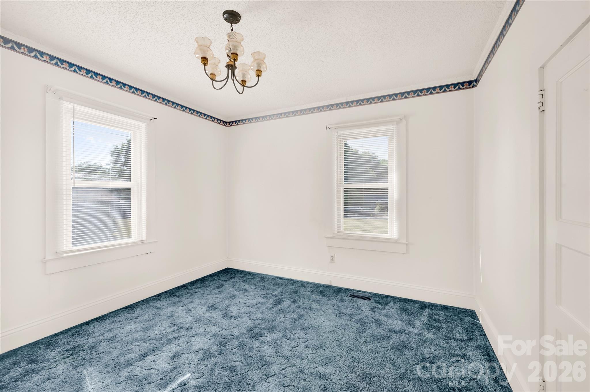 320 Cook Street — Mooresville