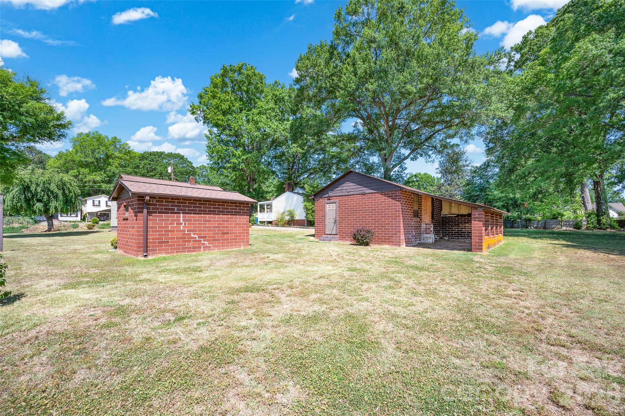 320 Cook Street — Mooresville
