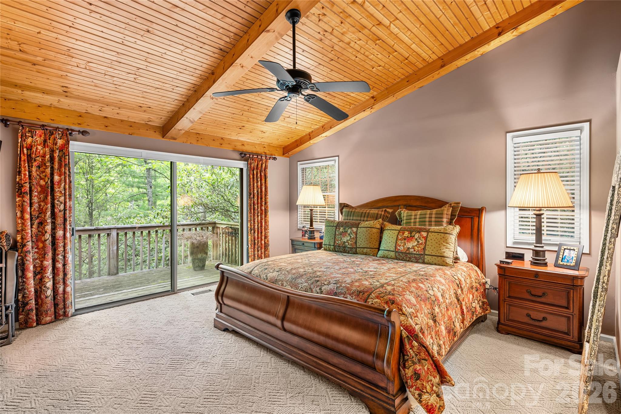 560 Toxaway Court — Lake Toxaway