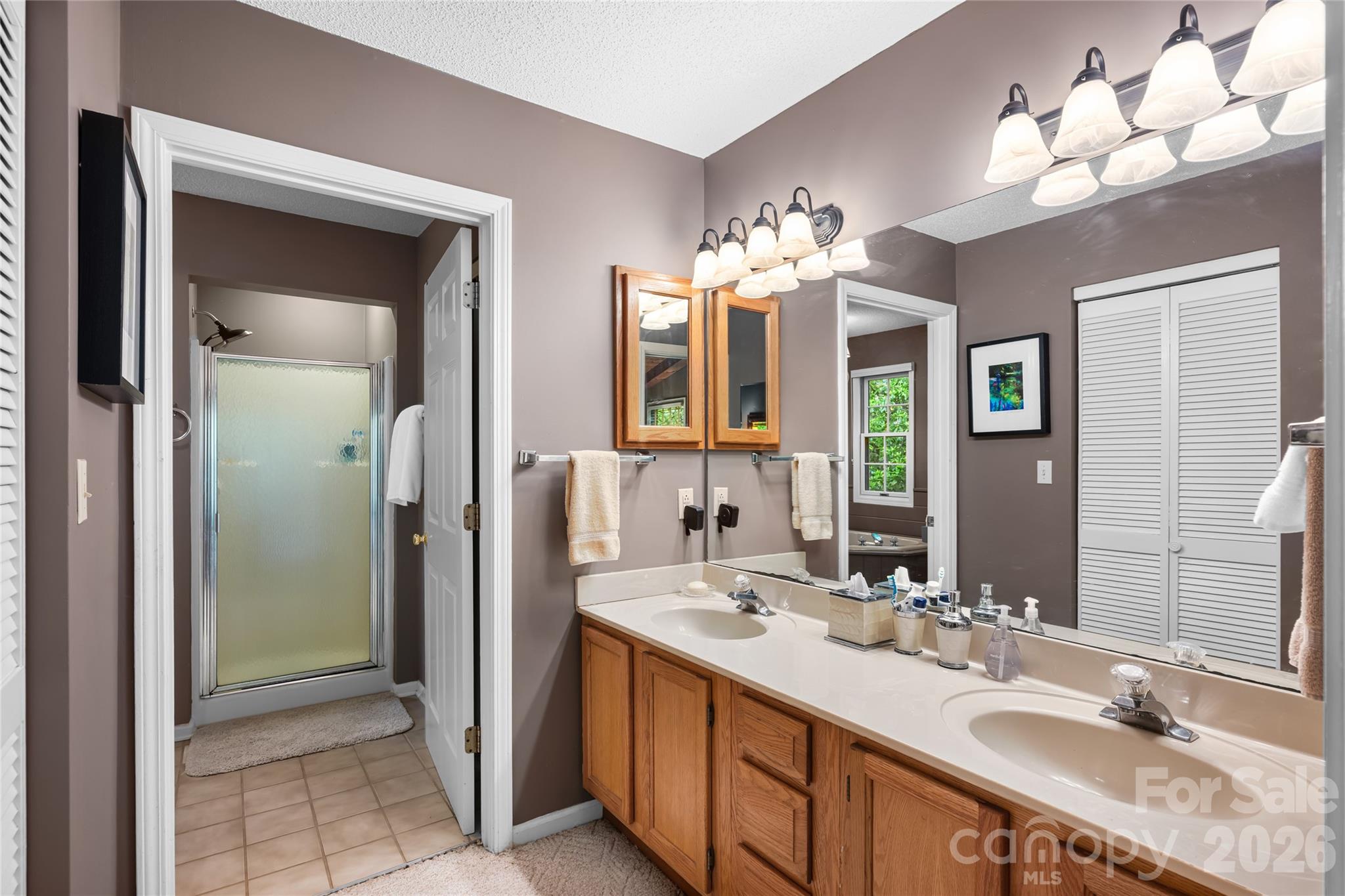560 Toxaway Court — Lake Toxaway