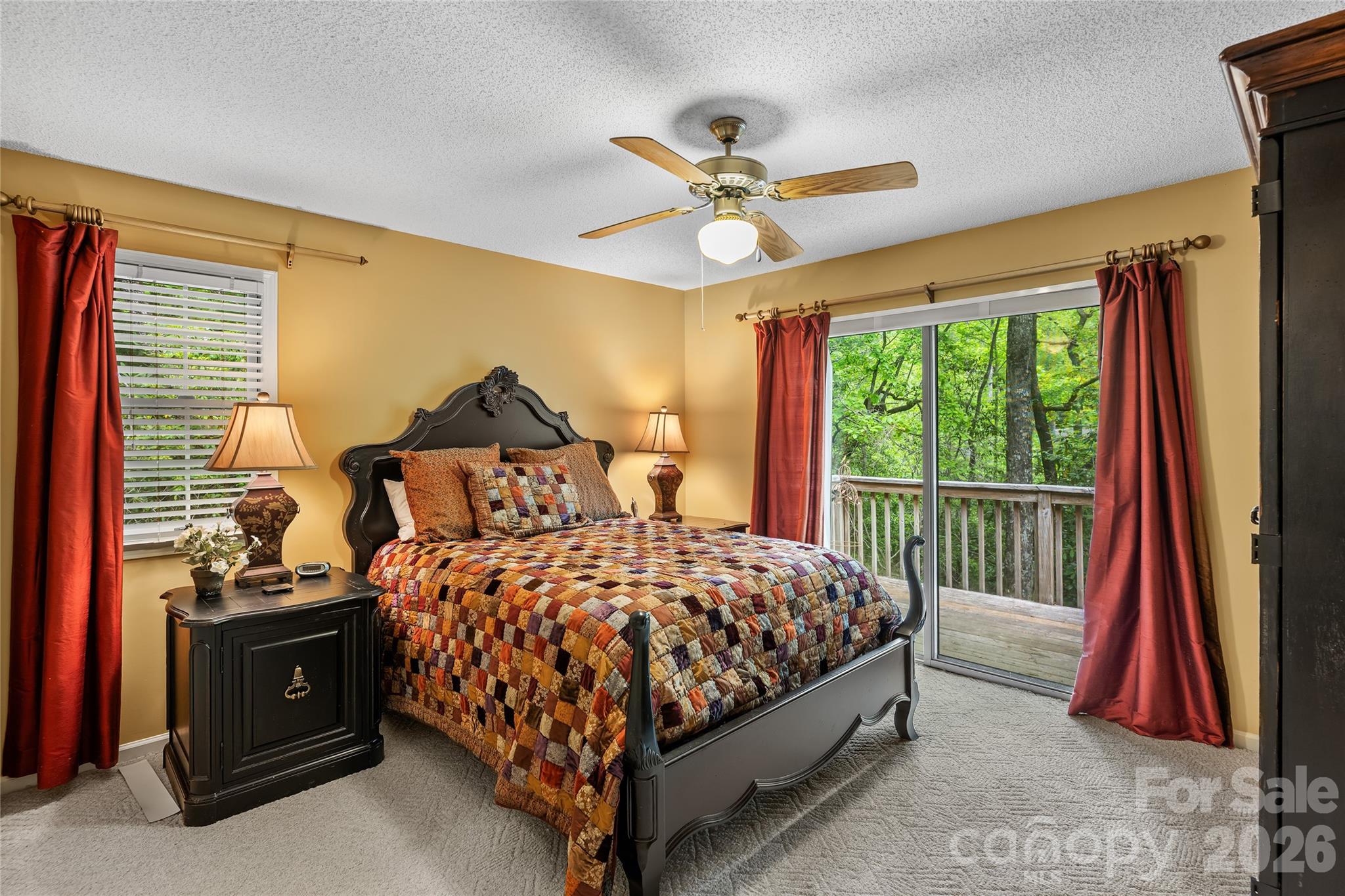 560 Toxaway Court — Lake Toxaway