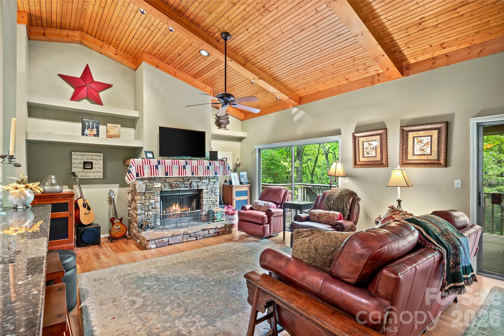 560 Toxaway Court — Lake Toxaway