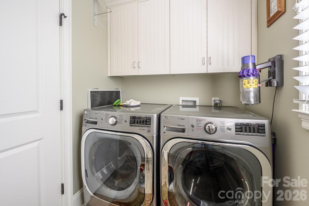 7315 Bay Ridge Drive — Denver