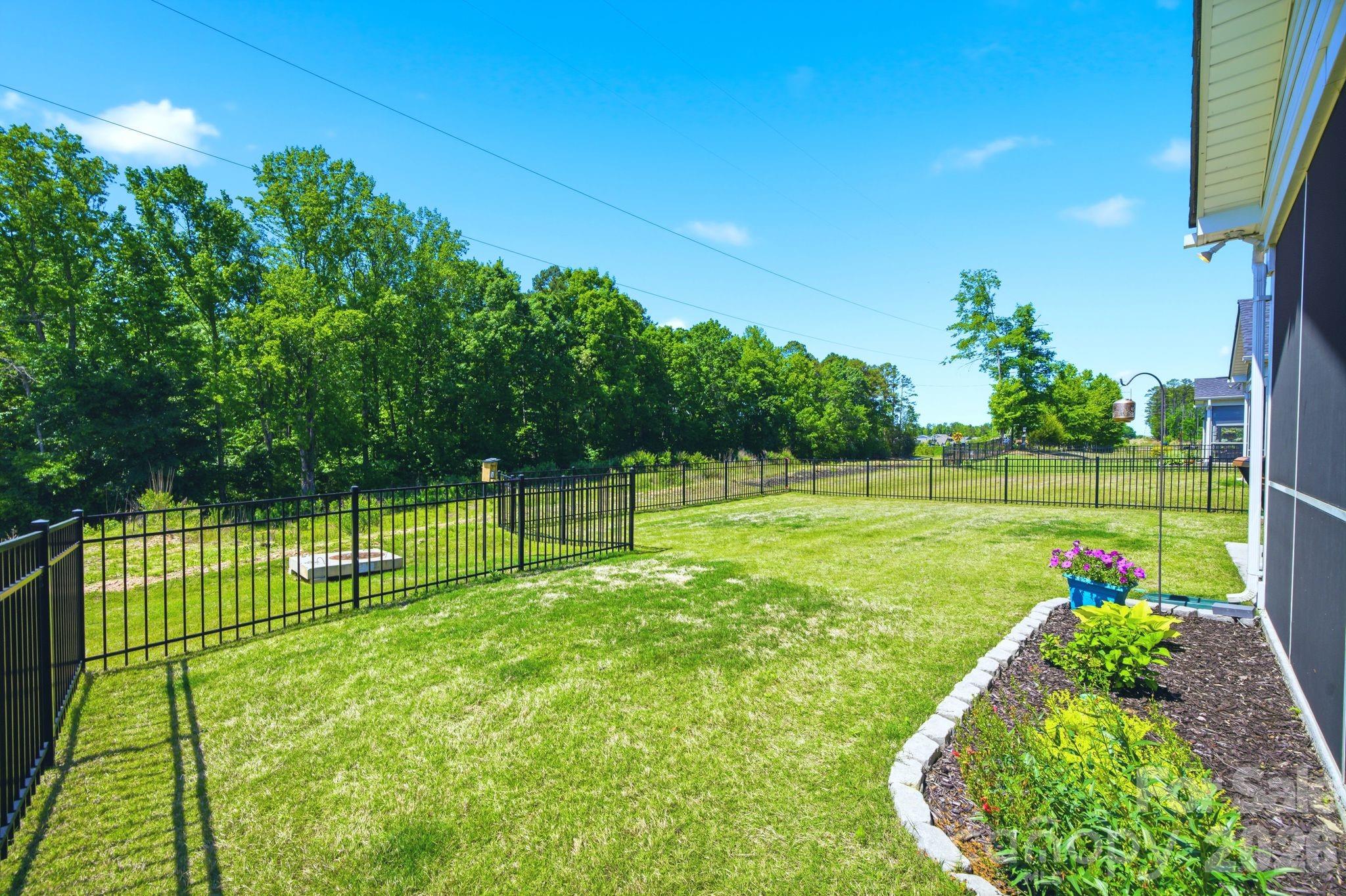 2613 Manor Stone Way — Indian Trail