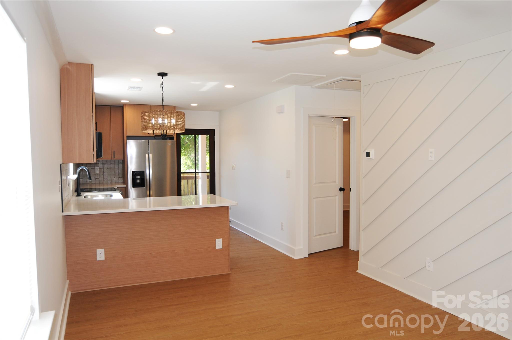 105 W 6th Avenue — Gastonia