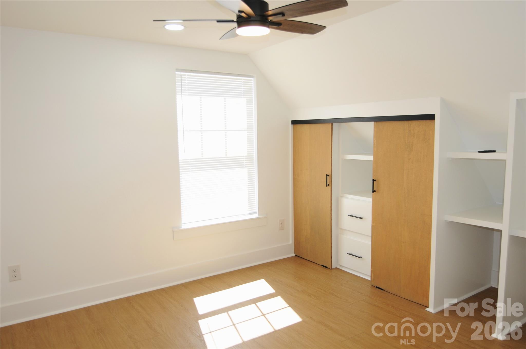 105 W 6th Avenue — Gastonia
