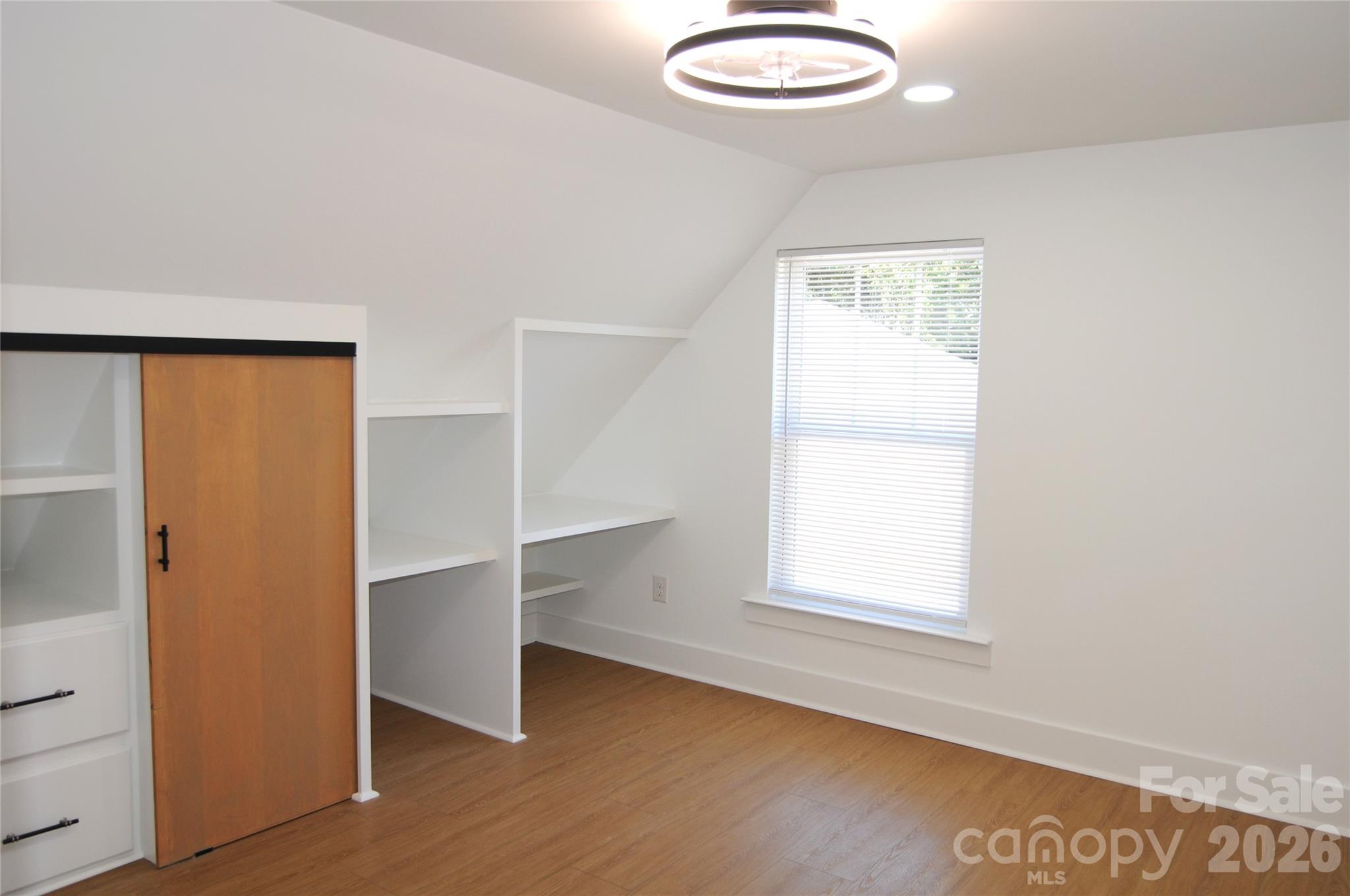 105 W 6th Avenue — Gastonia