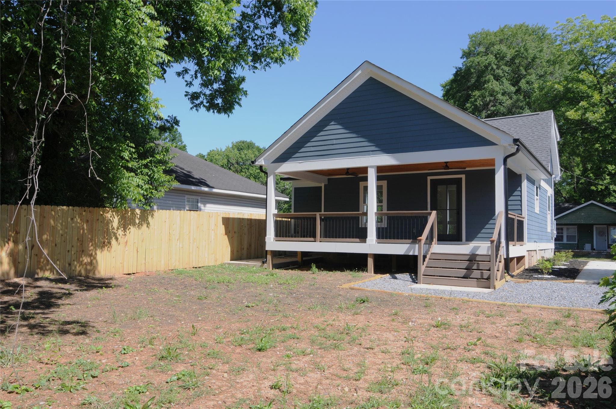 105 W 6th Avenue — Gastonia