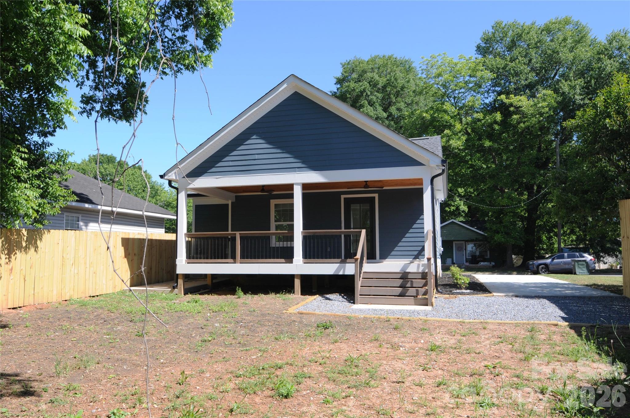 105 W 6th Avenue — Gastonia