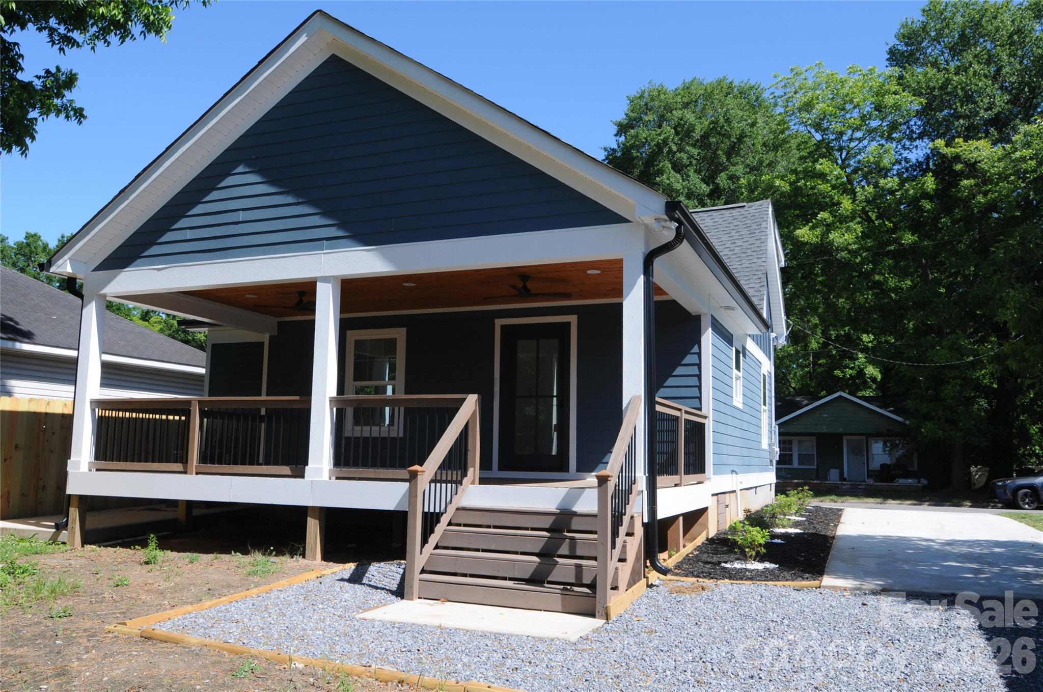 105 W 6th Avenue — Gastonia