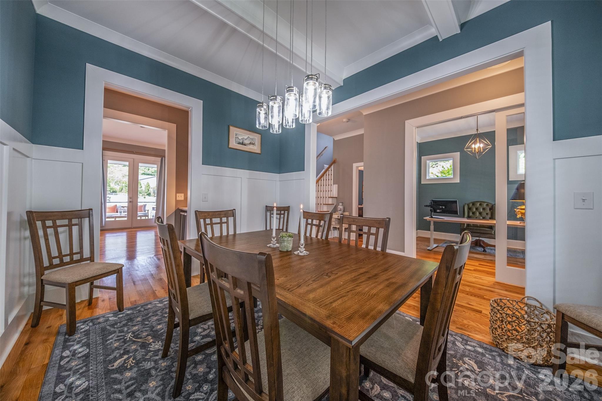 205 Sherwood Drive — Huntersville