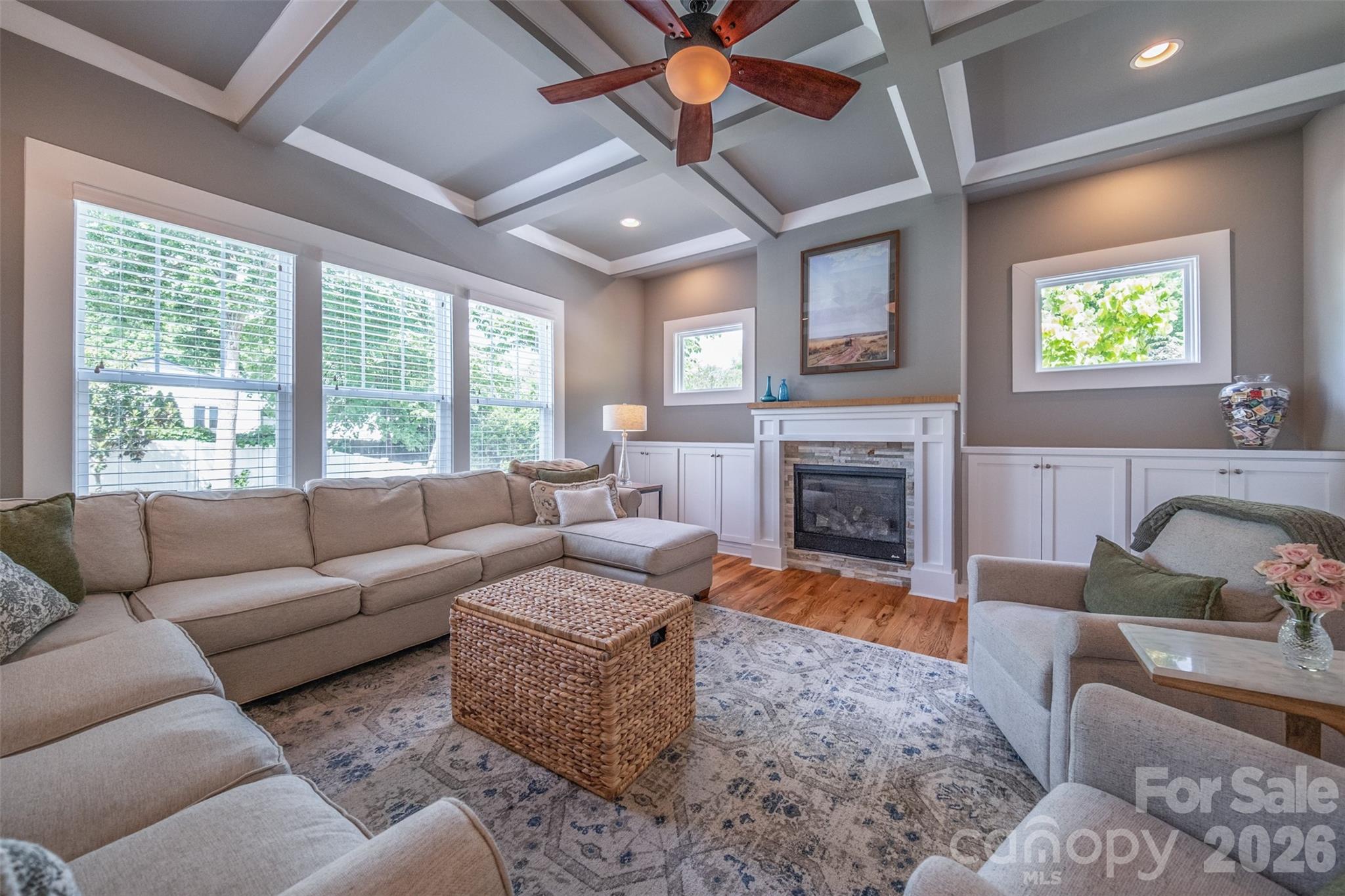 205 Sherwood Drive — Huntersville