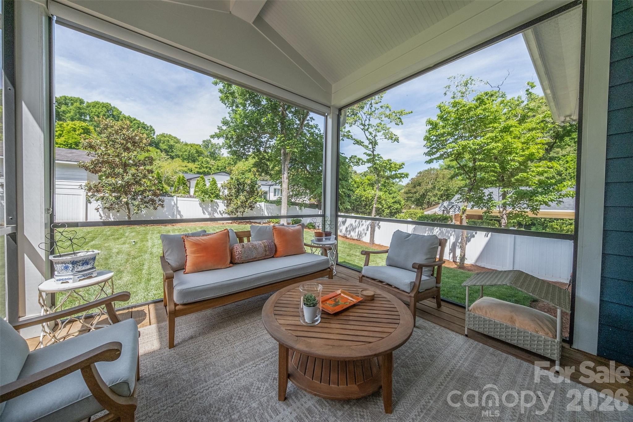205 Sherwood Drive — Huntersville