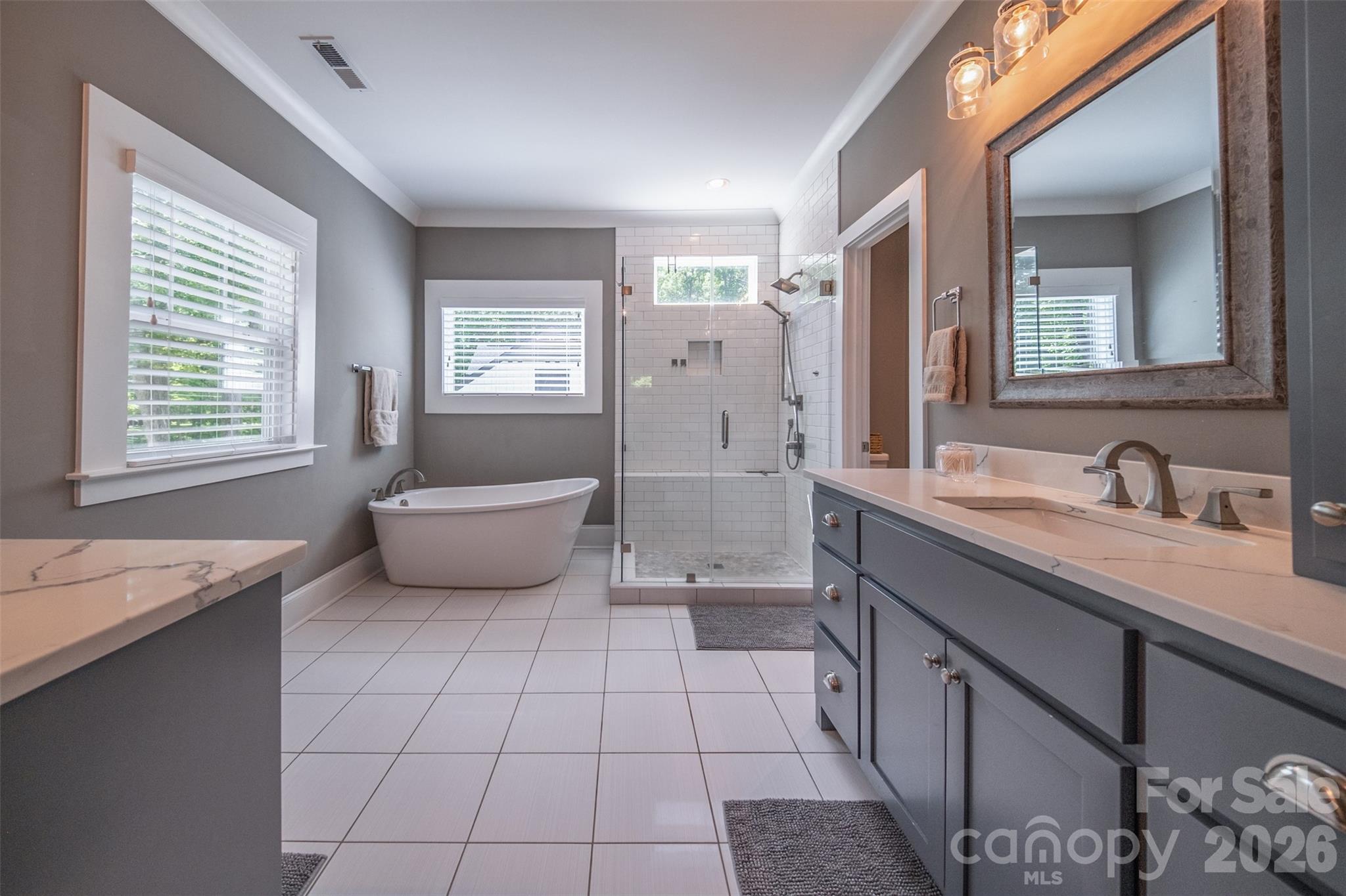 205 Sherwood Drive — Huntersville