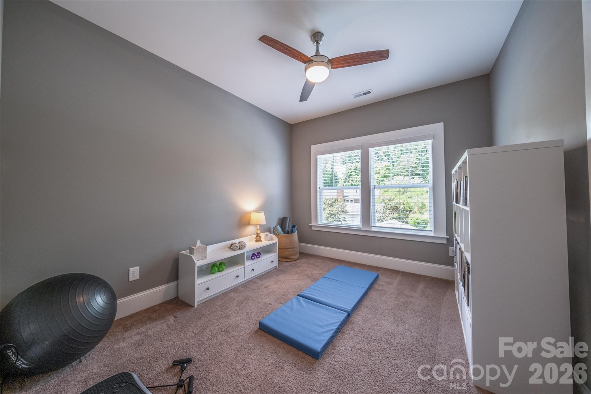 205 Sherwood Drive — Huntersville