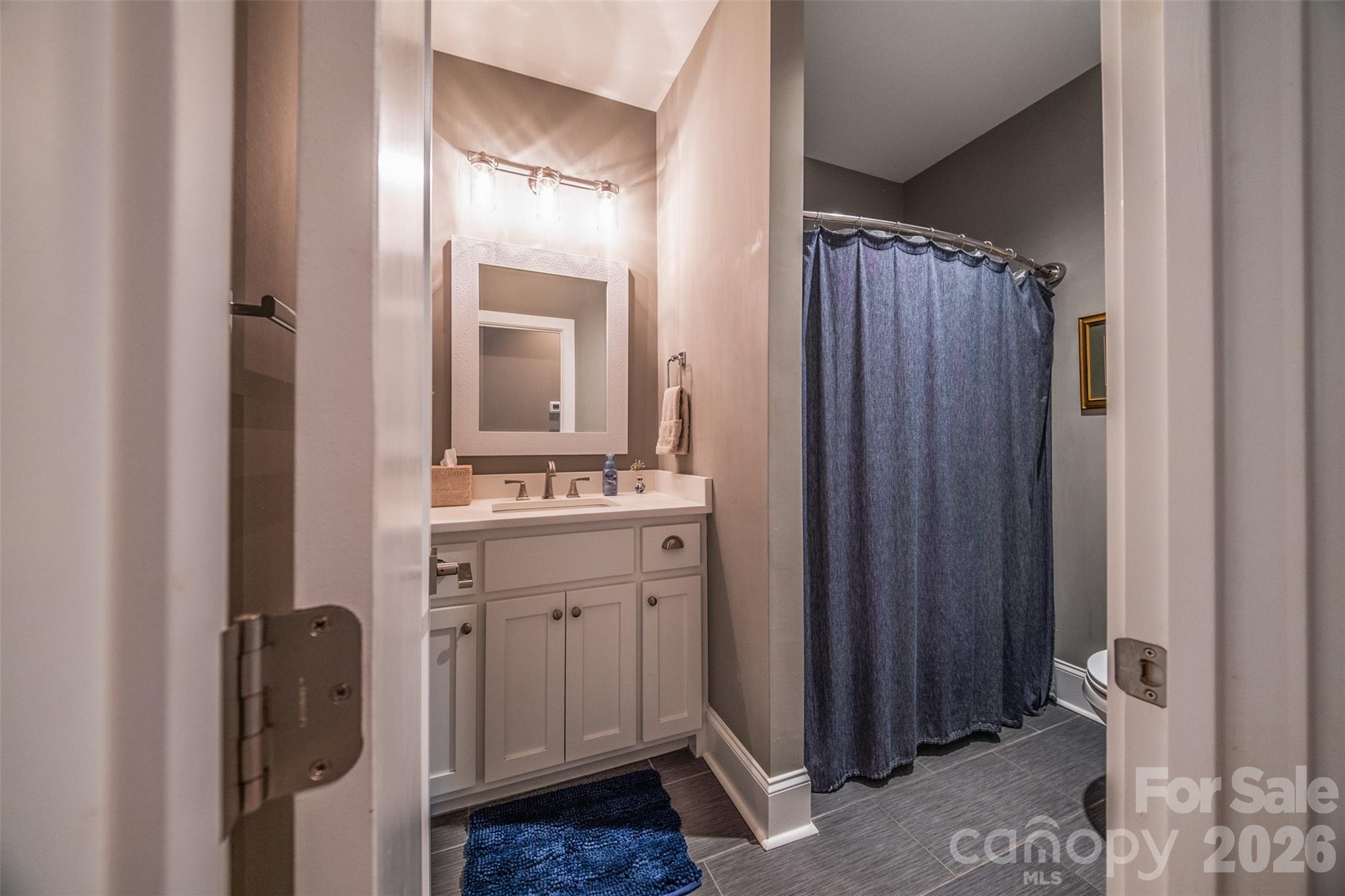 205 Sherwood Drive — Huntersville