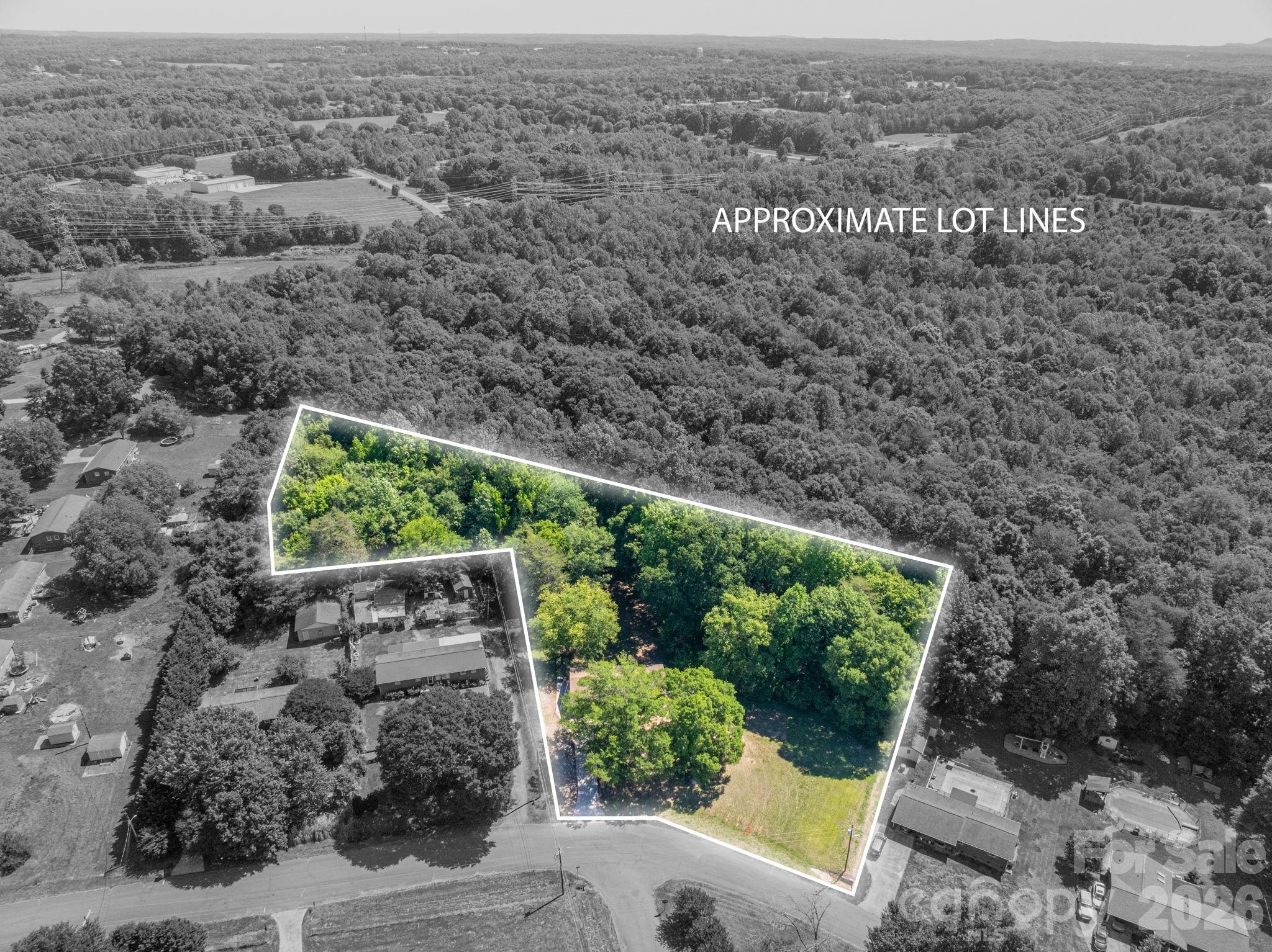 636 Poplar Drive — Shelby