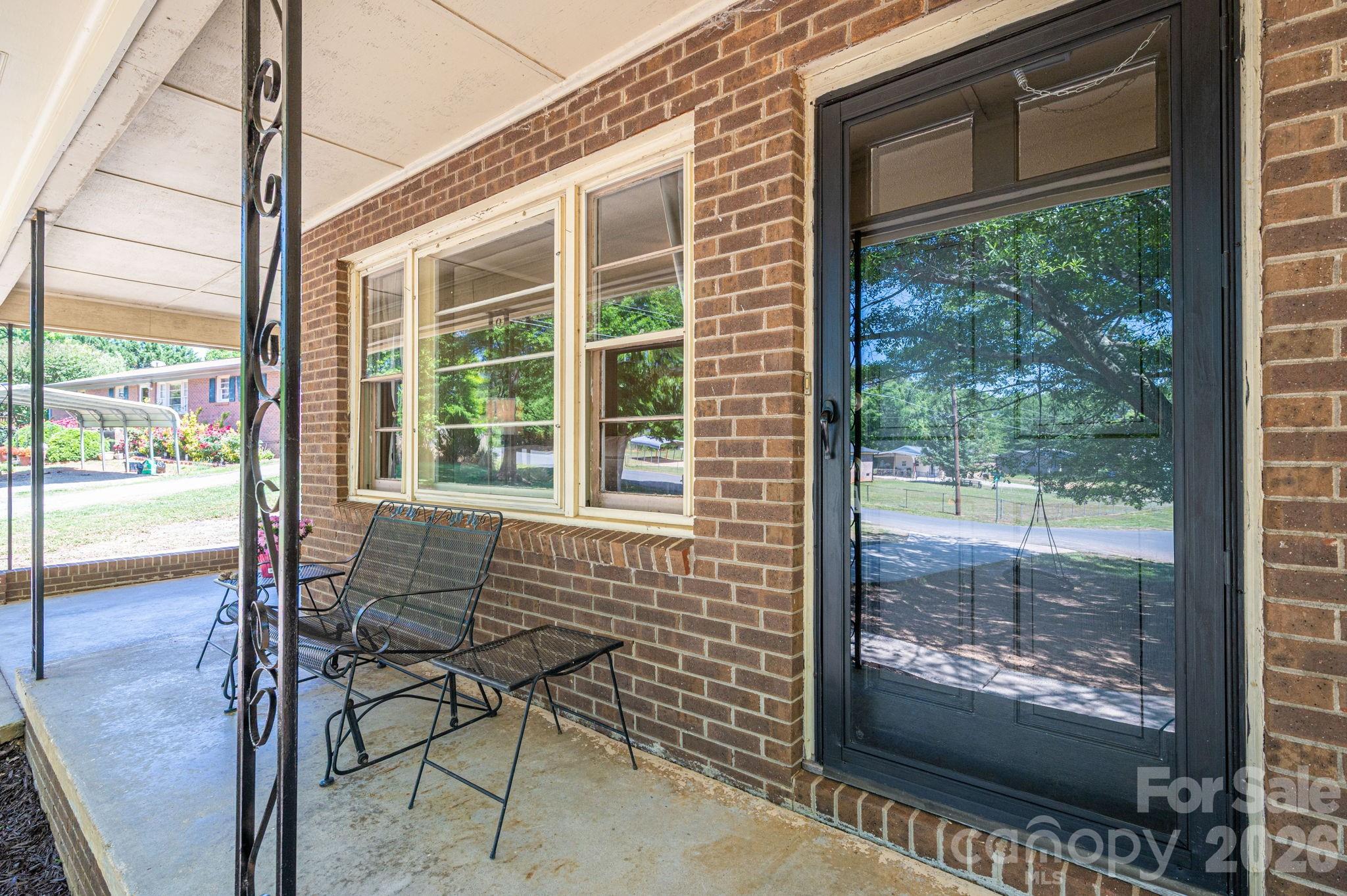 636 Poplar Drive — Shelby