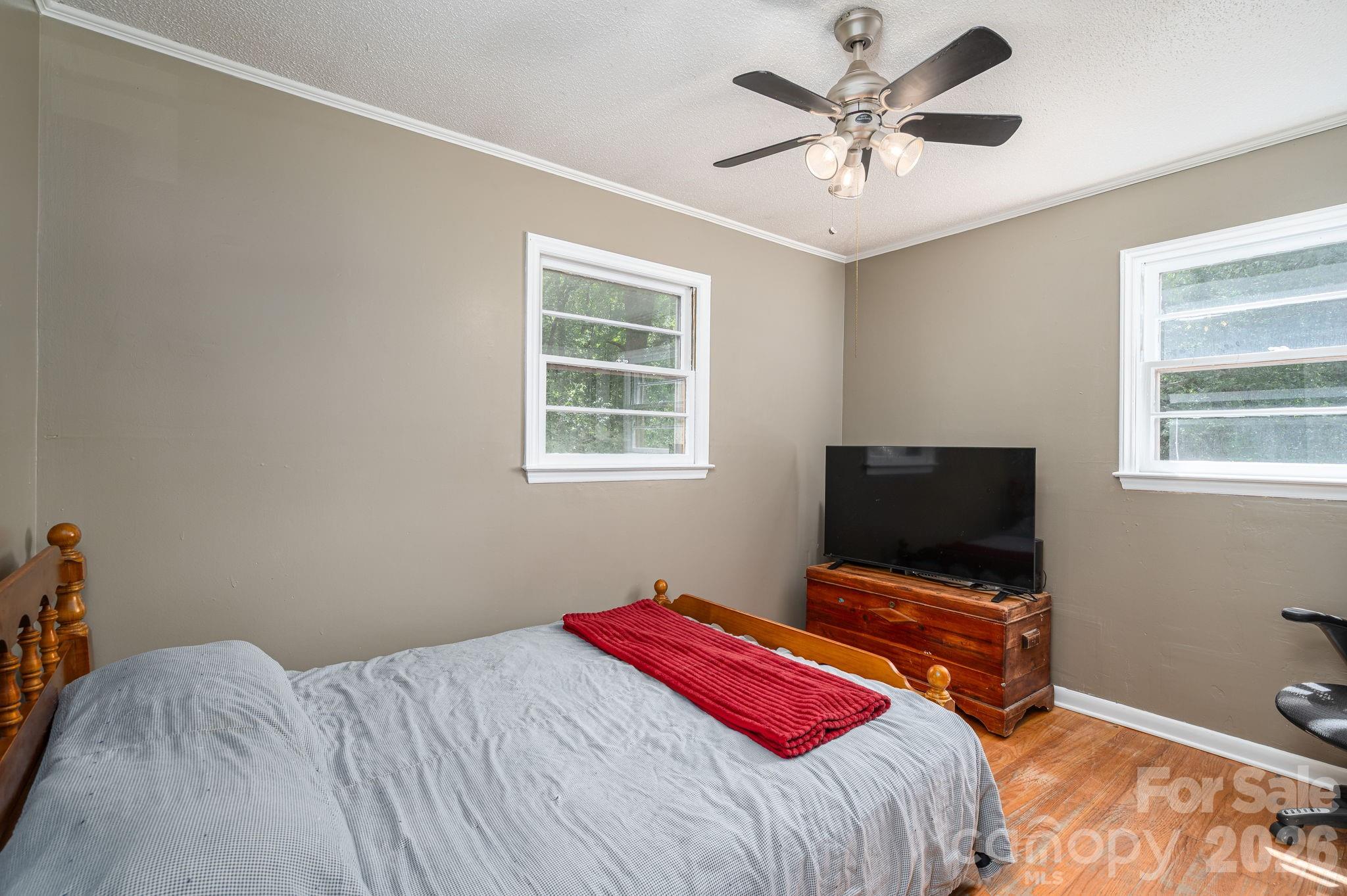636 Poplar Drive — Shelby