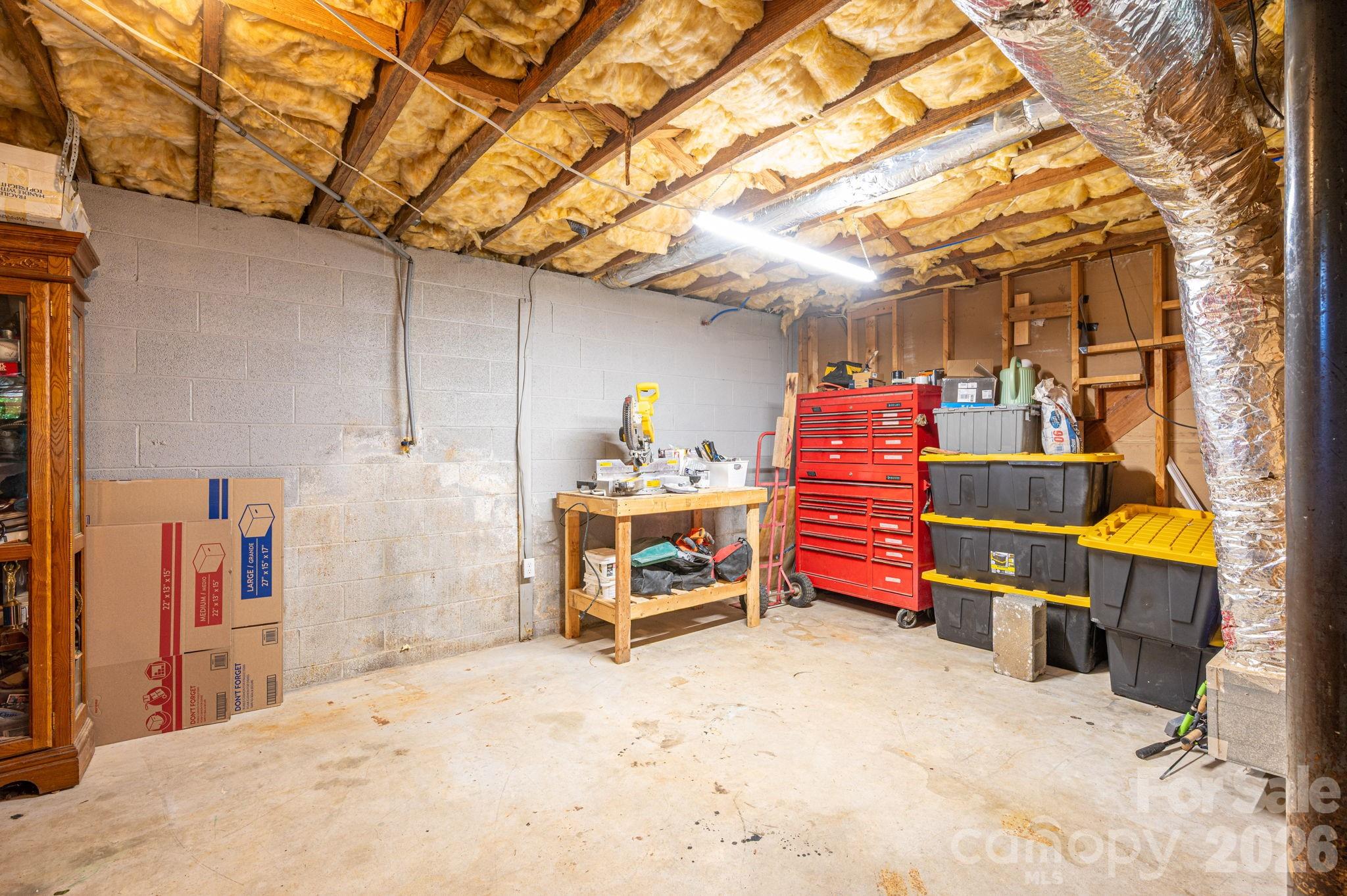 636 Poplar Drive — Shelby