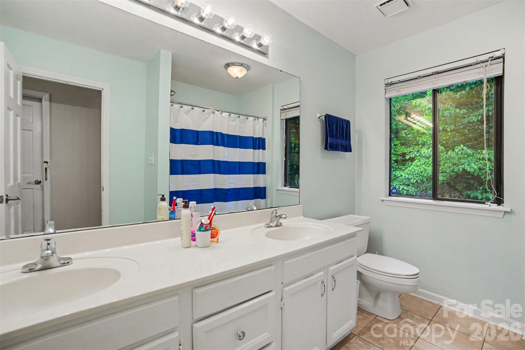 14522 Harbor Estate Road — Charlotte
