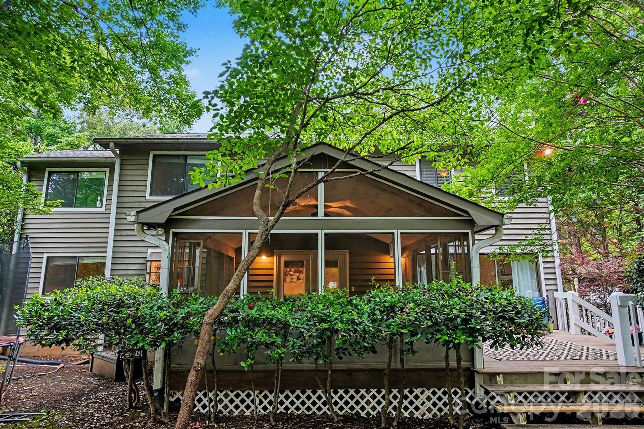 14522 Harbor Estate Road — Charlotte