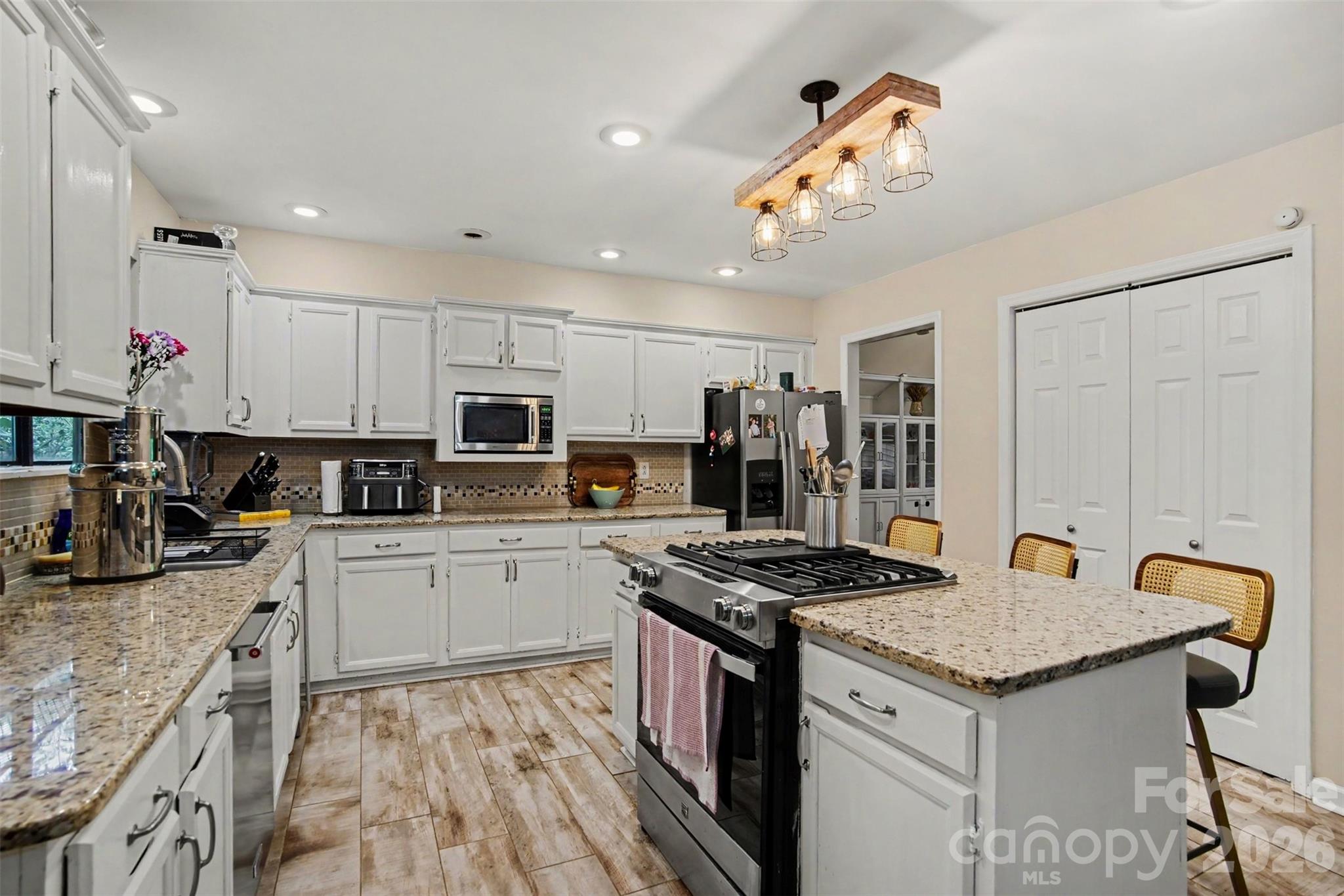 14522 Harbor Estate Road — Charlotte