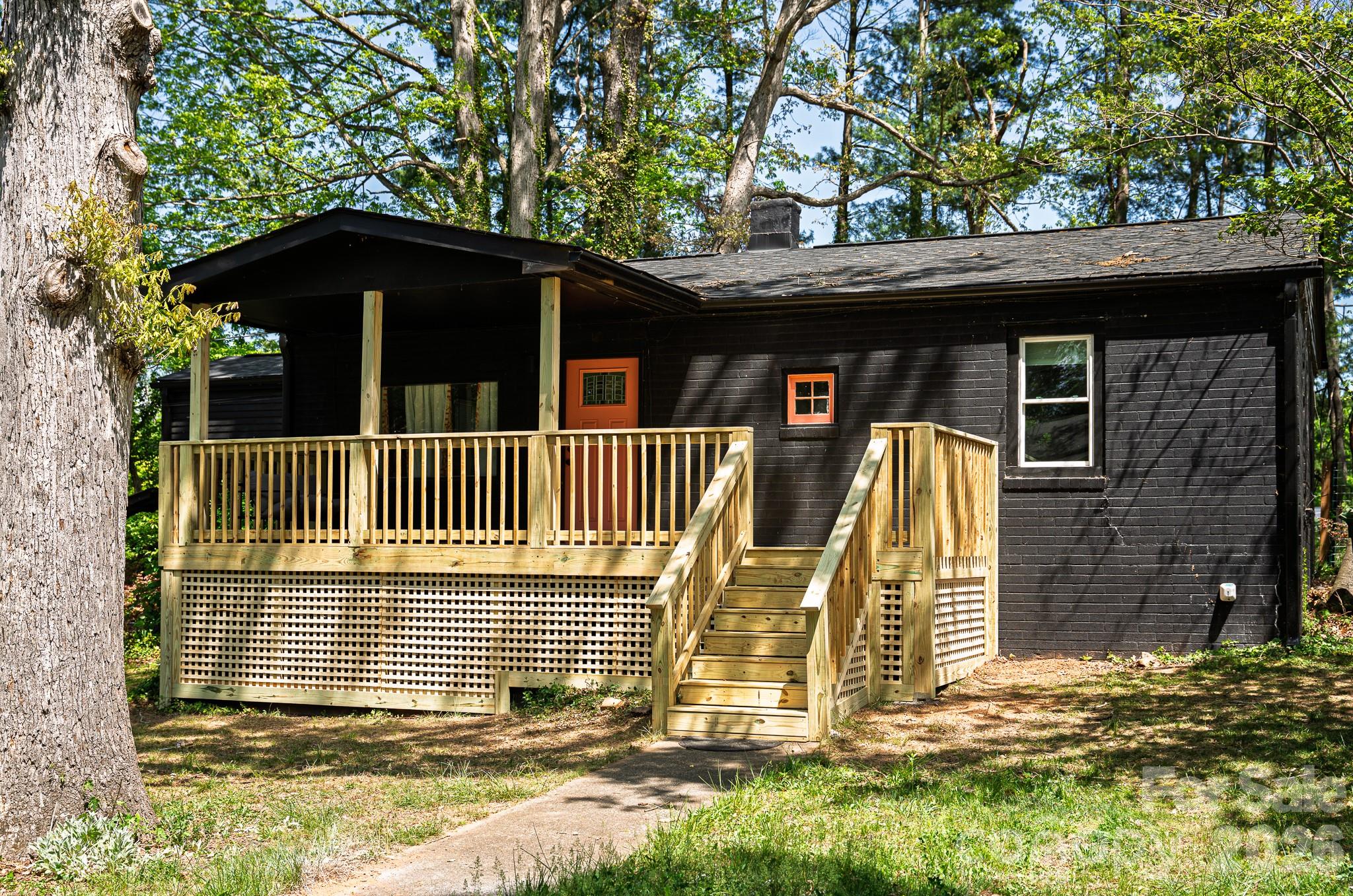 17 Springdale Avenue — Asheville