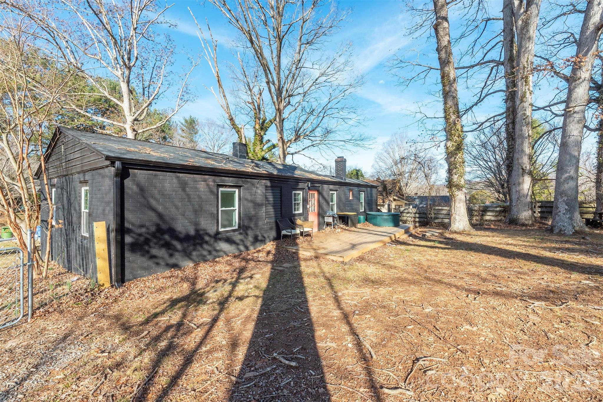 17 Springdale Avenue — Asheville